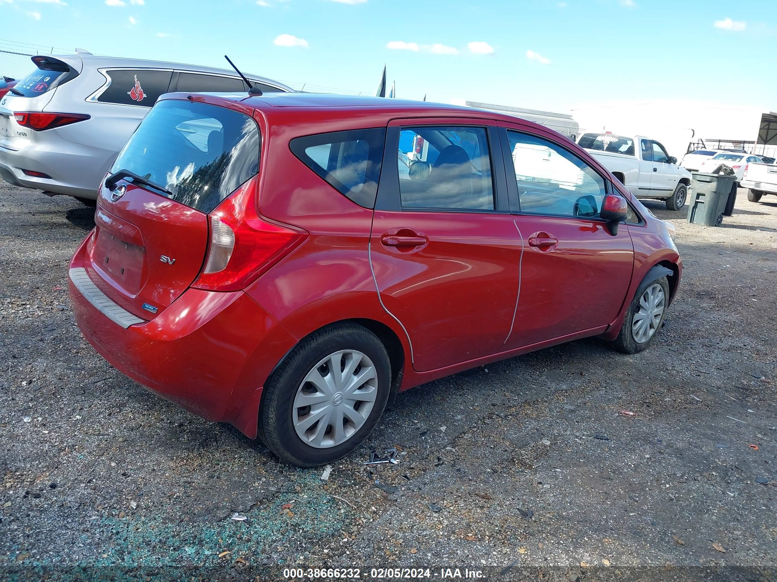 Photo 3 VIN: 3N1CE2CP2EL426045 - NISSAN VERSA 