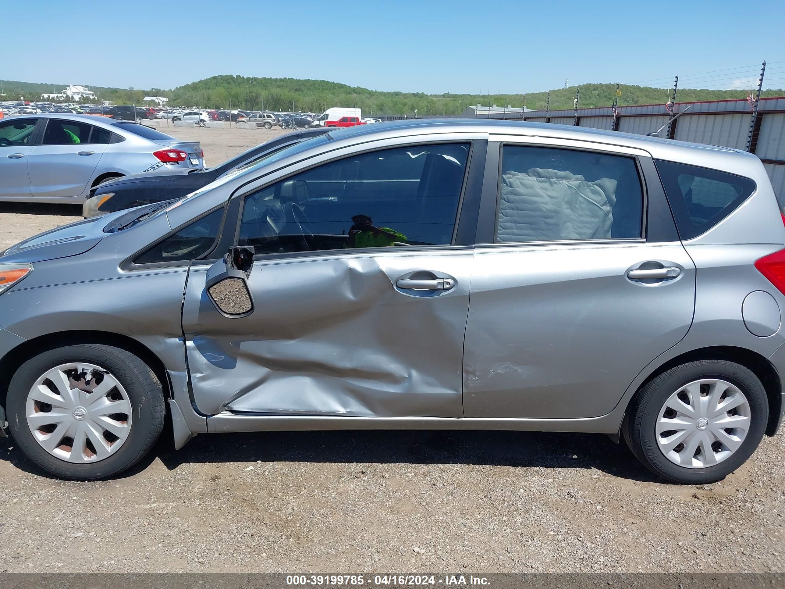 Photo 13 VIN: 3N1CE2CP2EL436462 - NISSAN VERSA 