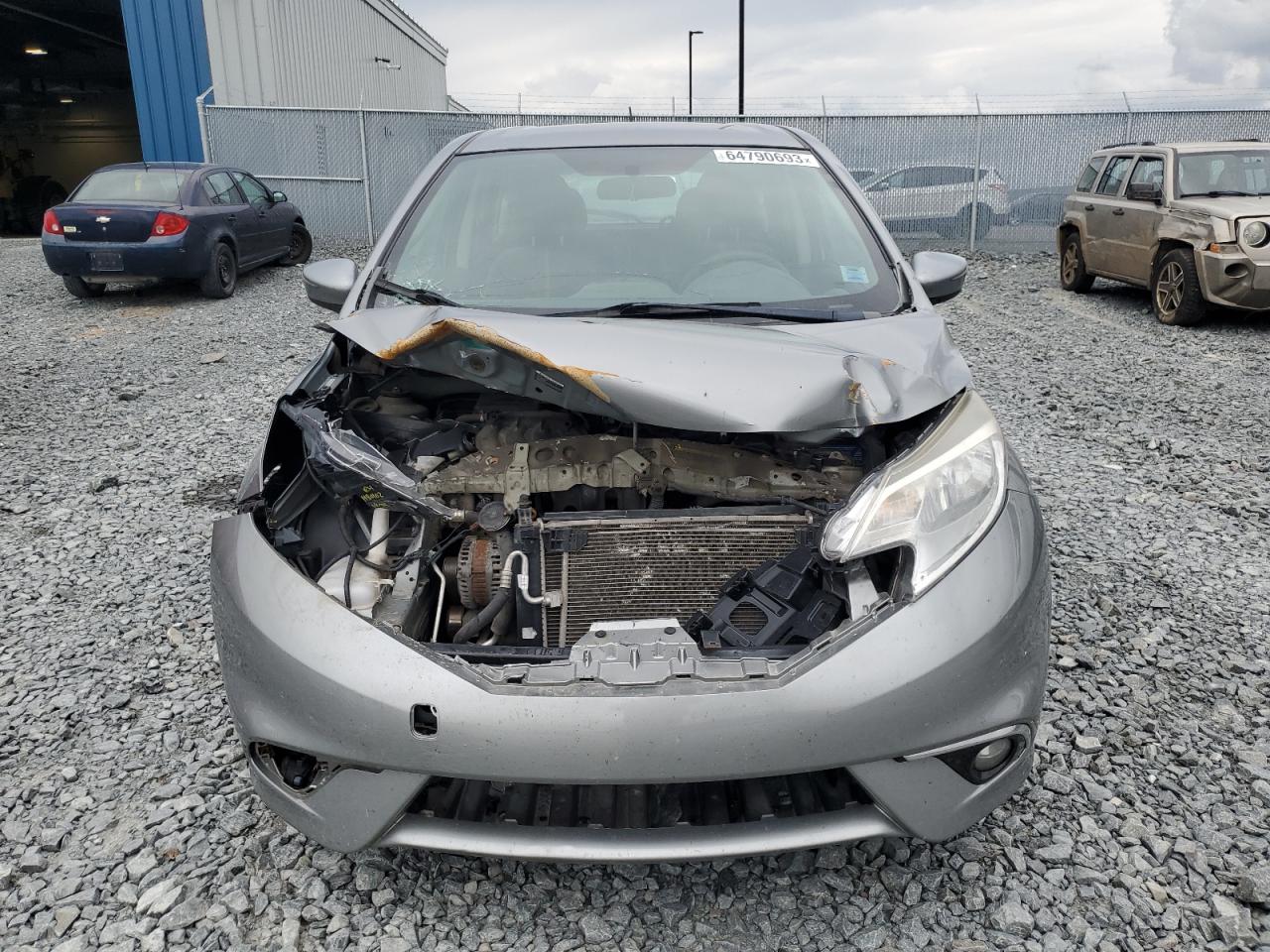 Photo 4 VIN: 3N1CE2CP2FL355303 - NISSAN VERSA 