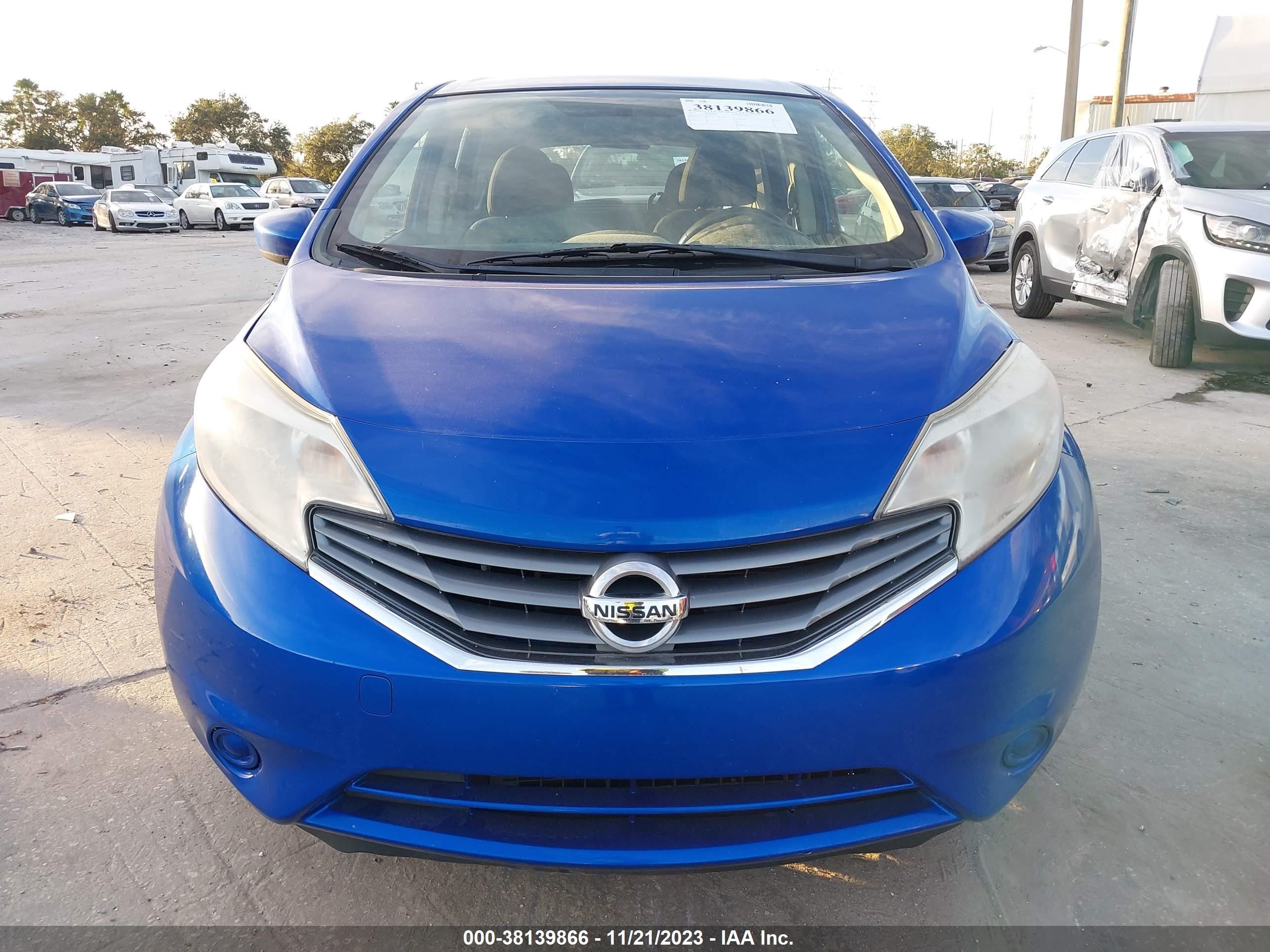 Photo 5 VIN: 3N1CE2CP2FL400630 - NISSAN VERSA 