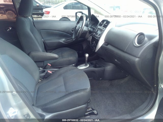 Photo 4 VIN: 3N1CE2CP2FL403933 - NISSAN VERSA 