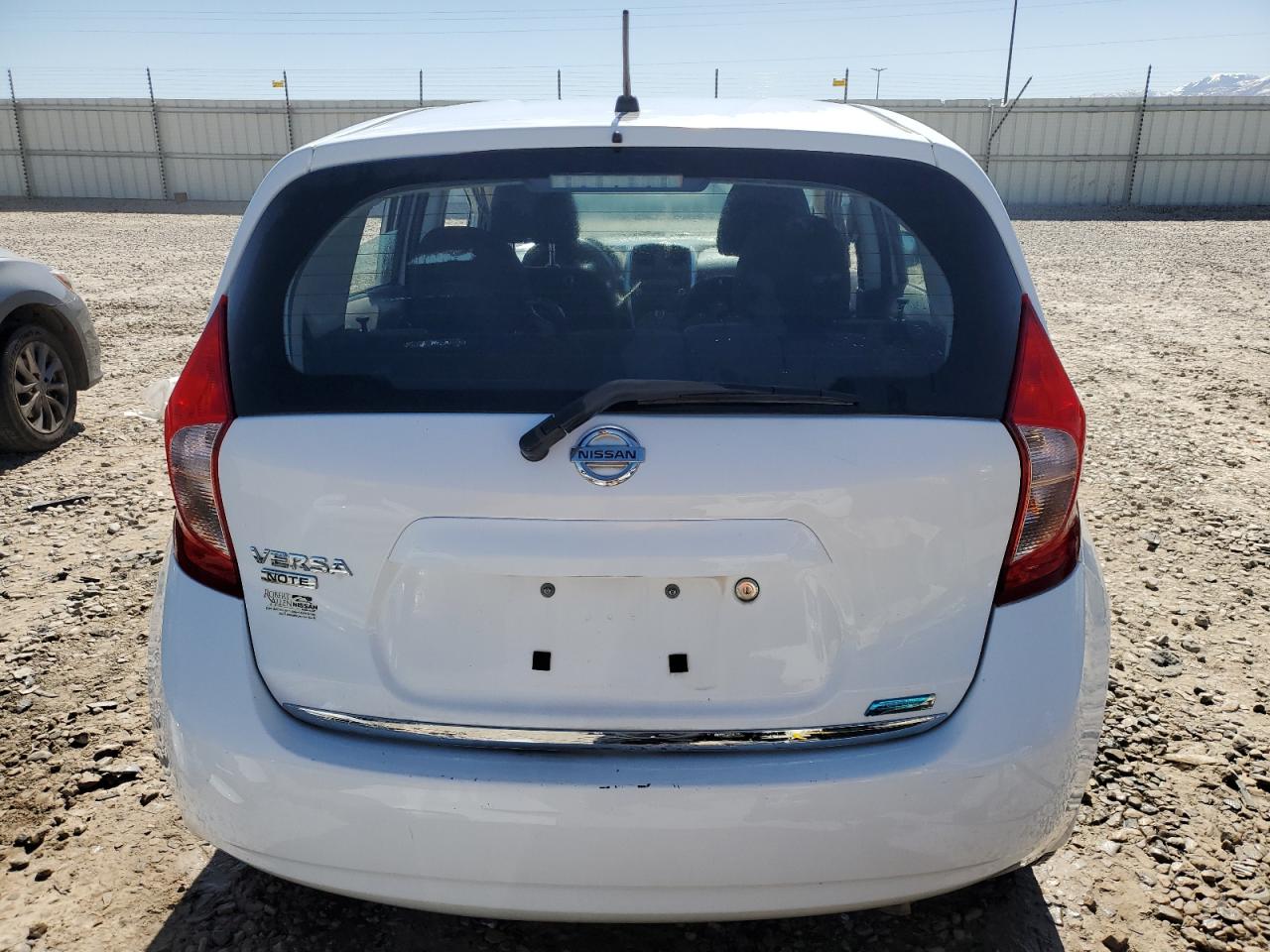 Photo 5 VIN: 3N1CE2CP2FL428850 - NISSAN VERSA 