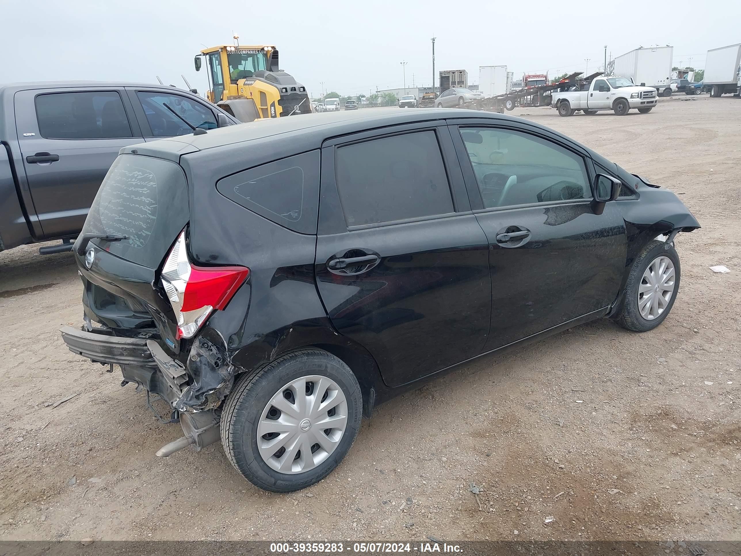 Photo 3 VIN: 3N1CE2CP2FL445101 - NISSAN VERSA 