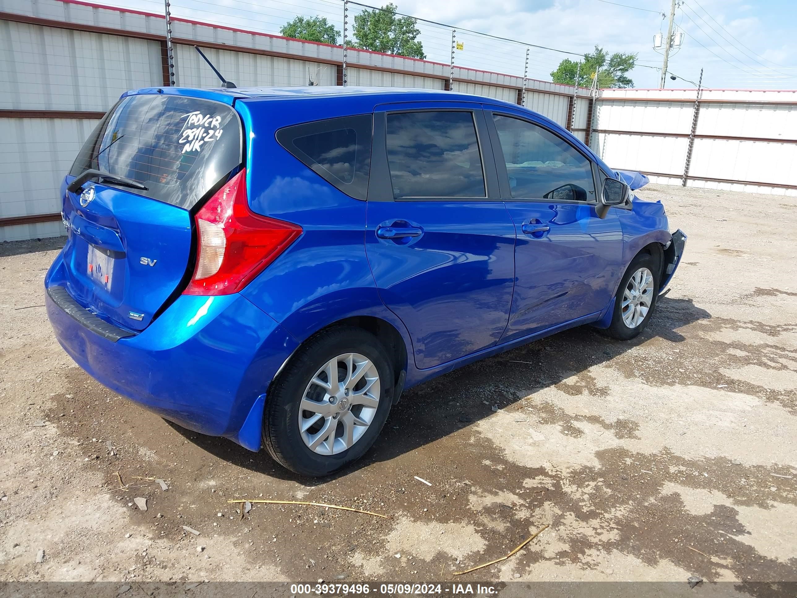 Photo 3 VIN: 3N1CE2CP2FL447074 - NISSAN VERSA 