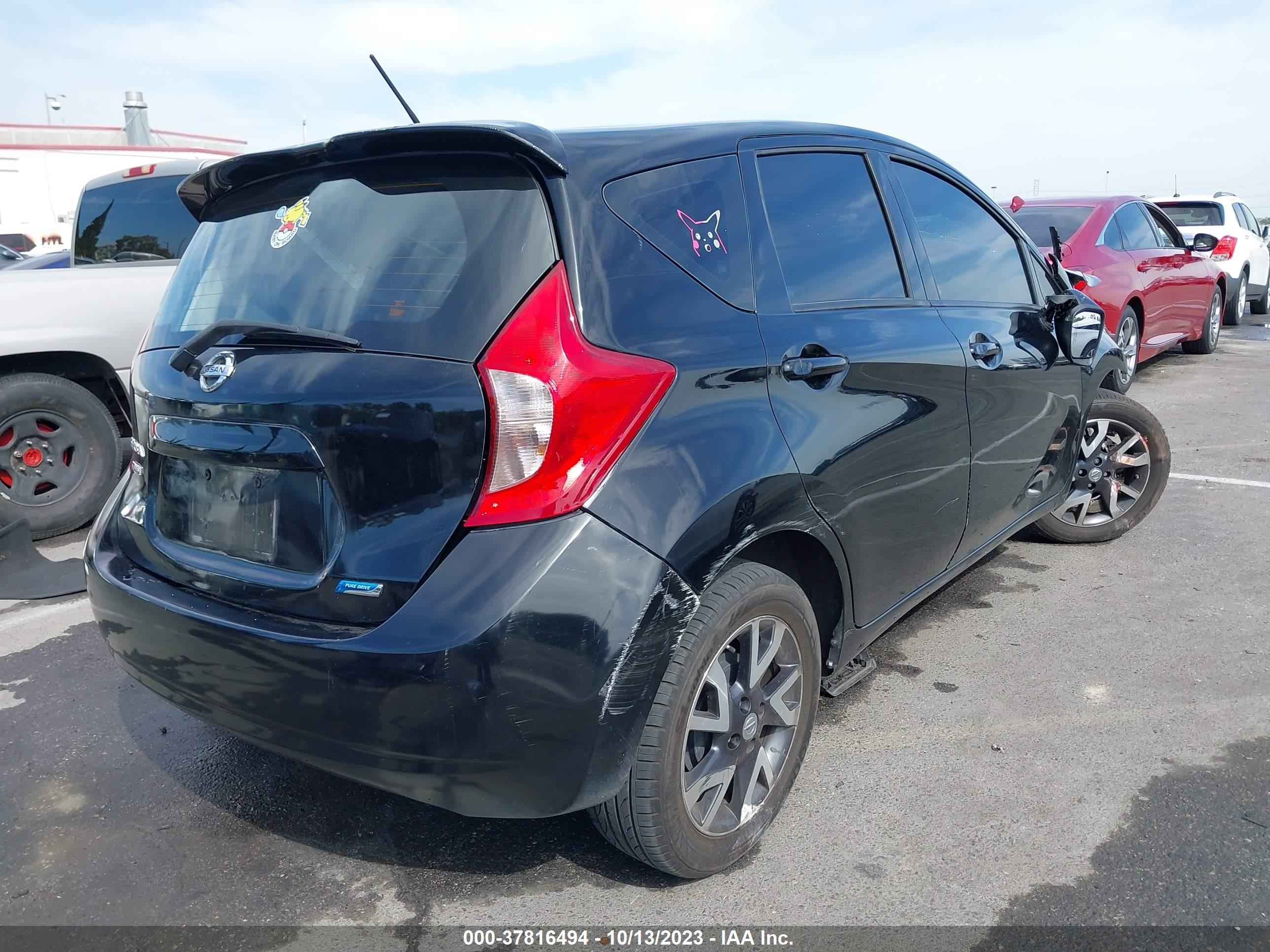 Photo 3 VIN: 3N1CE2CP2GL381062 - NISSAN VERSA 