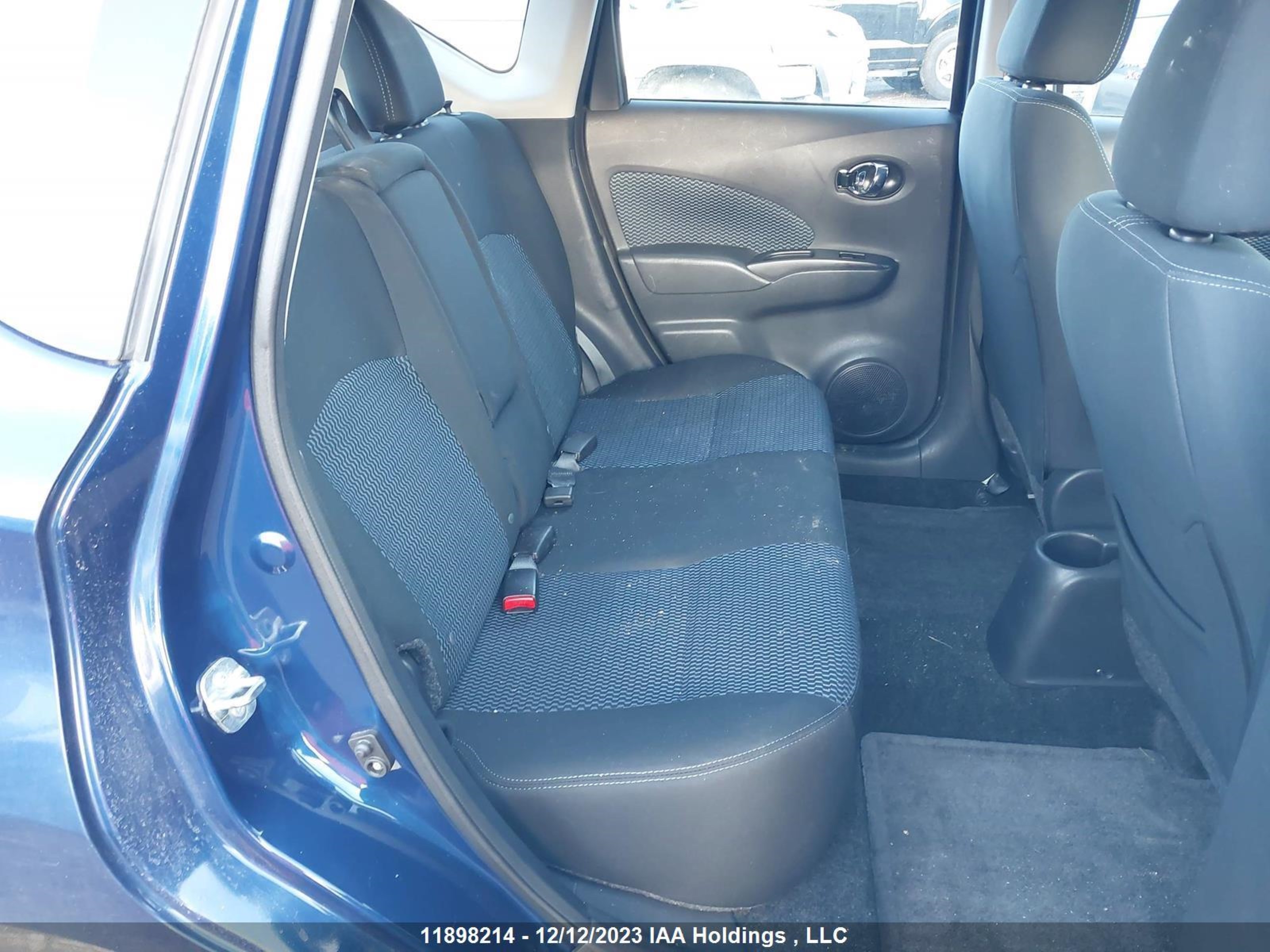 Photo 7 VIN: 3N1CE2CP2KL363038 - NISSAN VERSA 