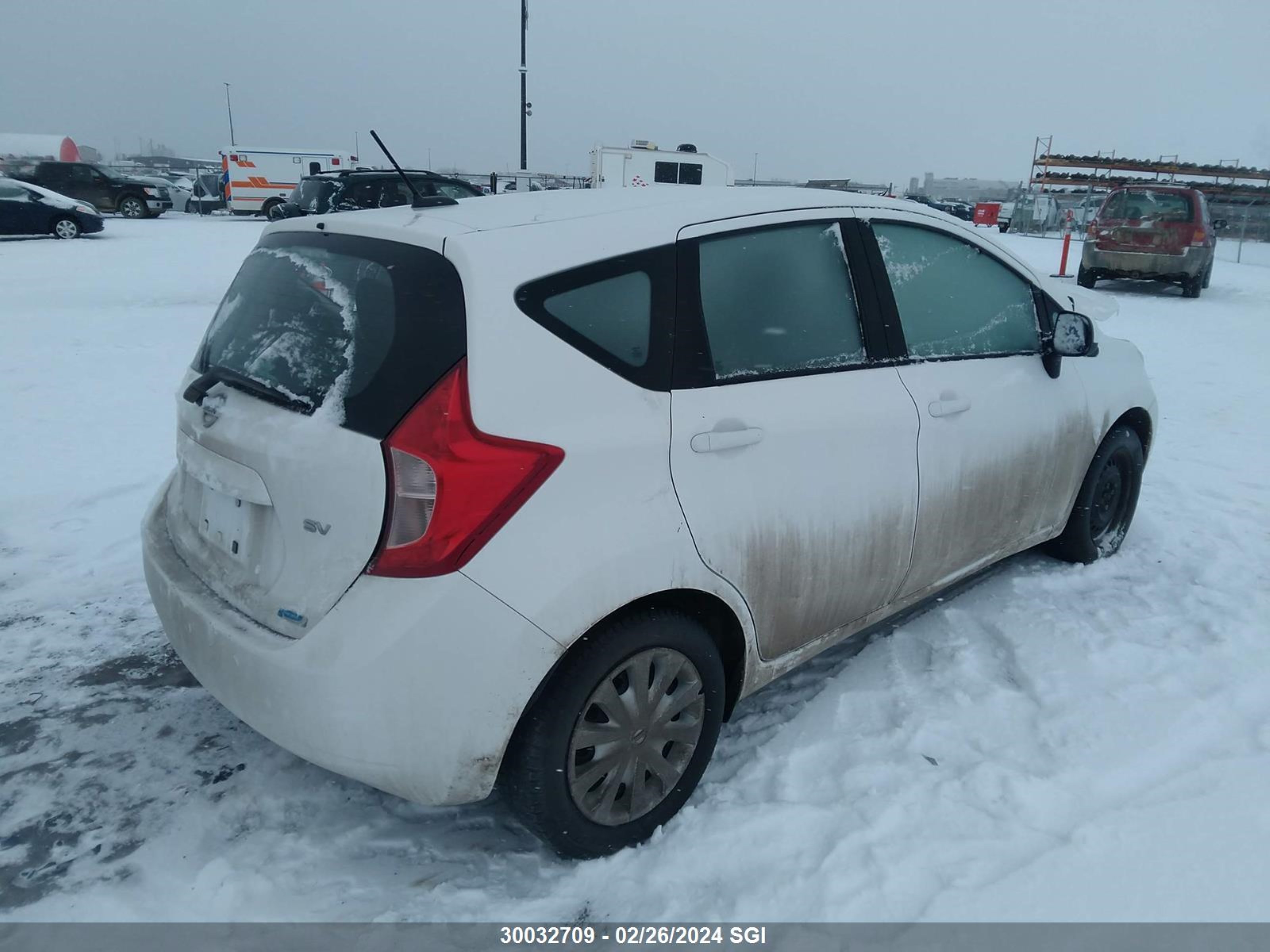 Photo 3 VIN: 3N1CE2CP3EL386574 - NISSAN VERSA 