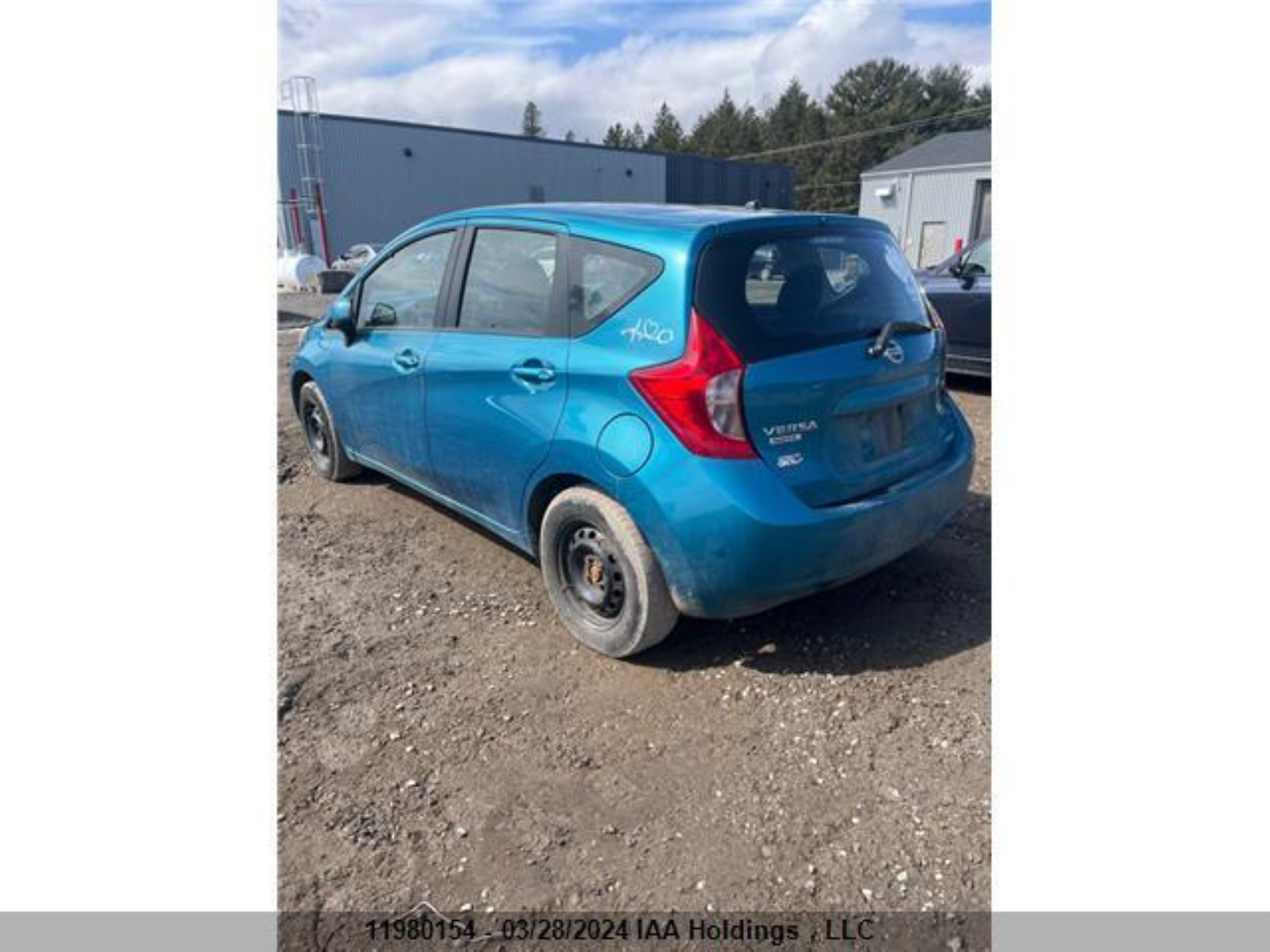 Photo 2 VIN: 3N1CE2CP3EL392293 - NISSAN VERSA 