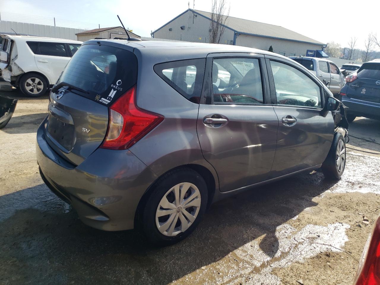 Photo 2 VIN: 3N1CE2CP3HL367947 - NISSAN VERSA 