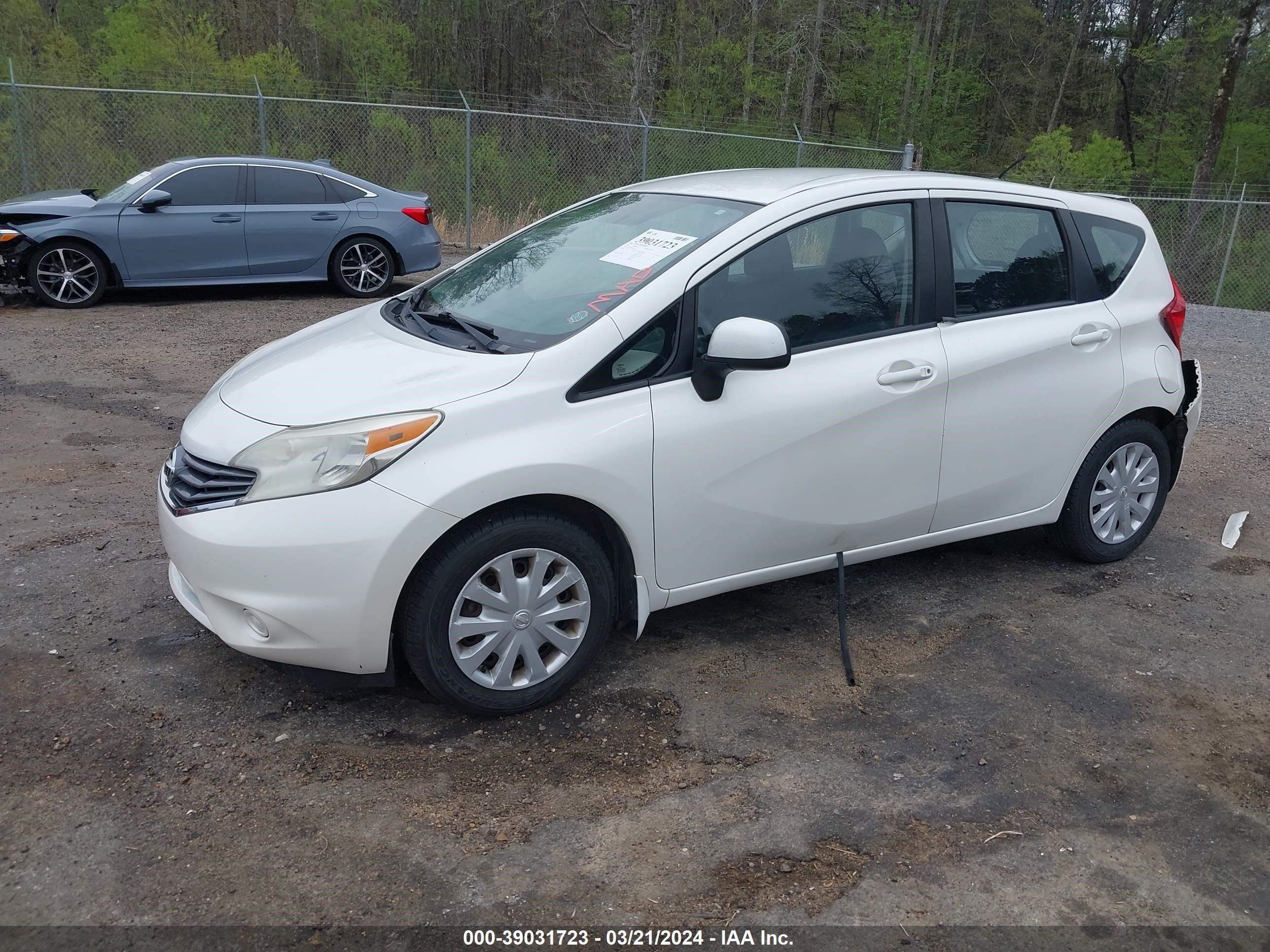 Photo 1 VIN: 3N1CE2CP4EL415578 - NISSAN VERSA 