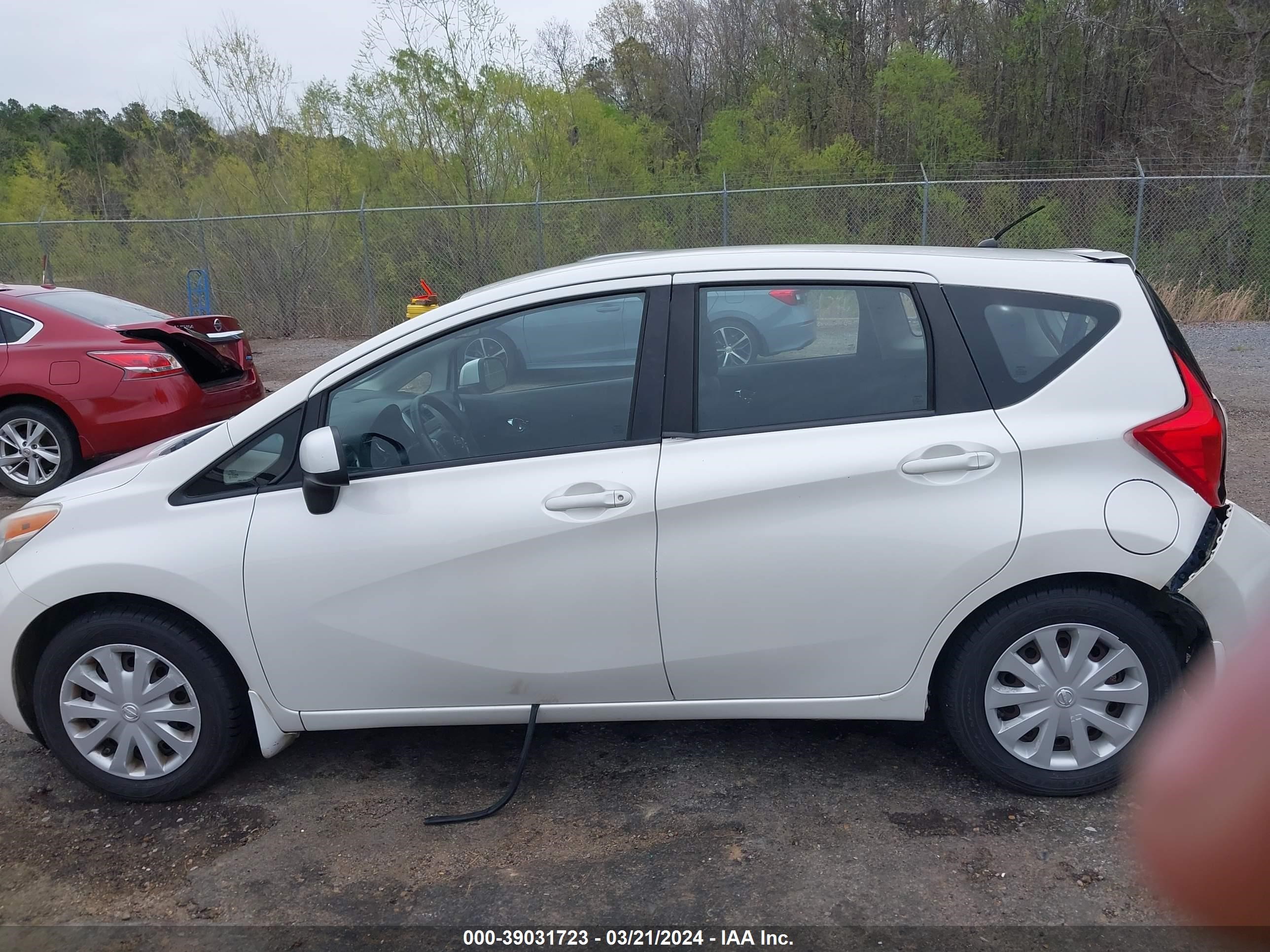 Photo 13 VIN: 3N1CE2CP4EL415578 - NISSAN VERSA 