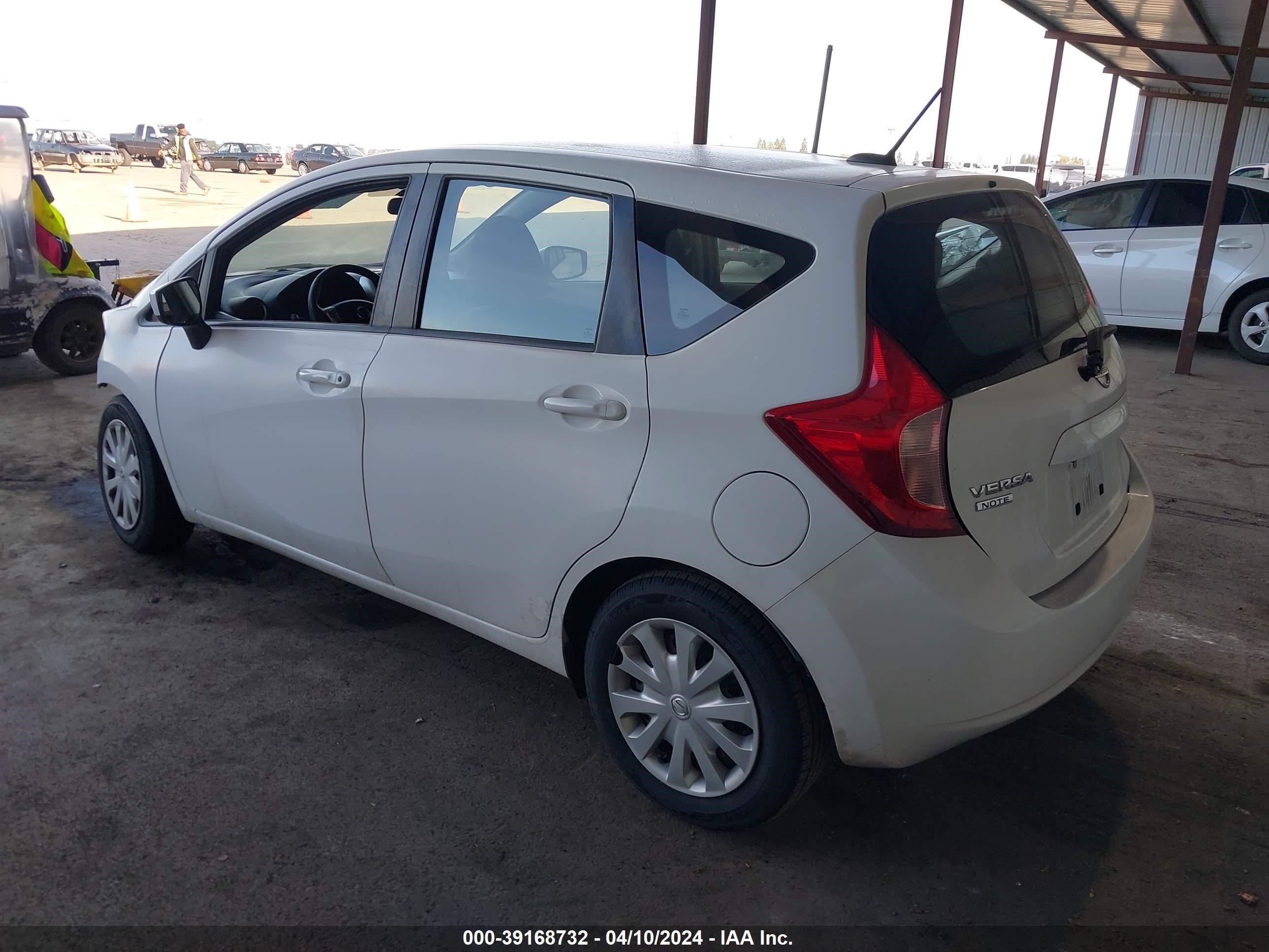 Photo 2 VIN: 3N1CE2CP4GL359032 - NISSAN VERSA 