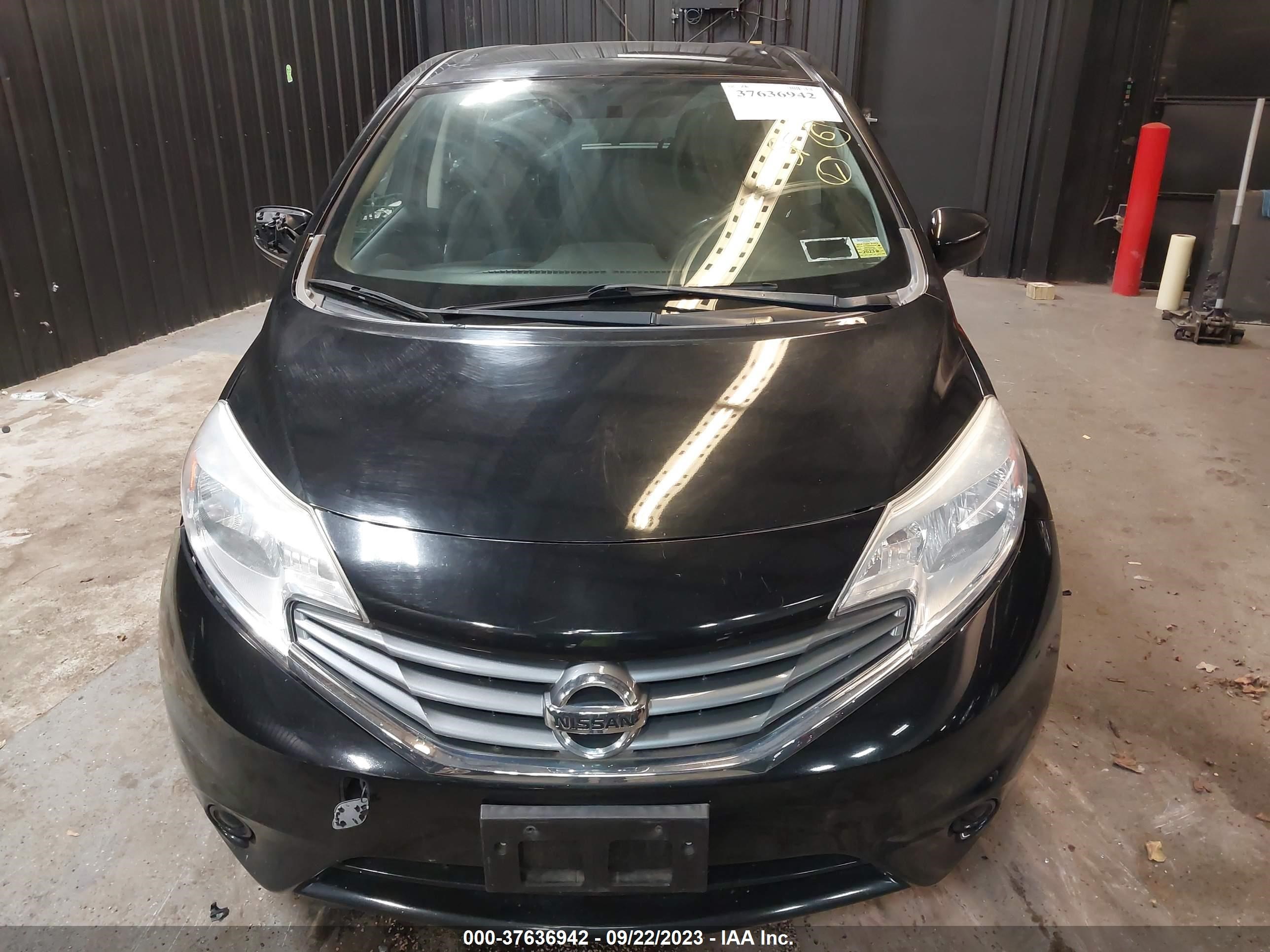 Photo 11 VIN: 3N1CE2CP4GL360049 - NISSAN VERSA 