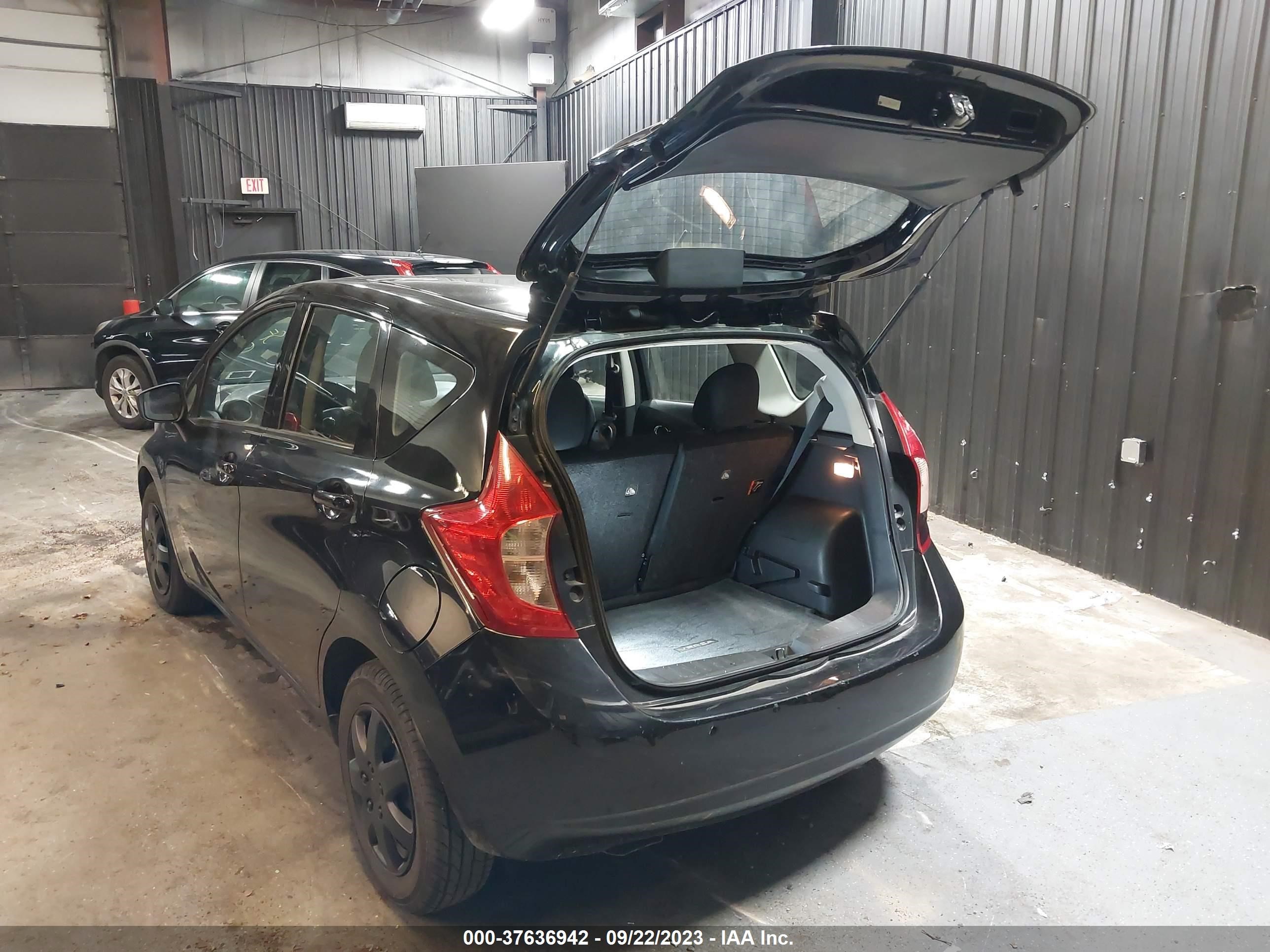 Photo 2 VIN: 3N1CE2CP4GL360049 - NISSAN VERSA 