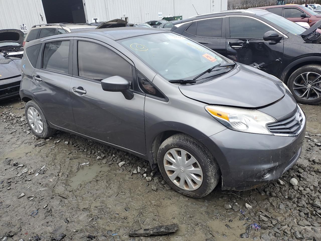 Photo 3 VIN: 3N1CE2CP4GL367633 - NISSAN VERSA 