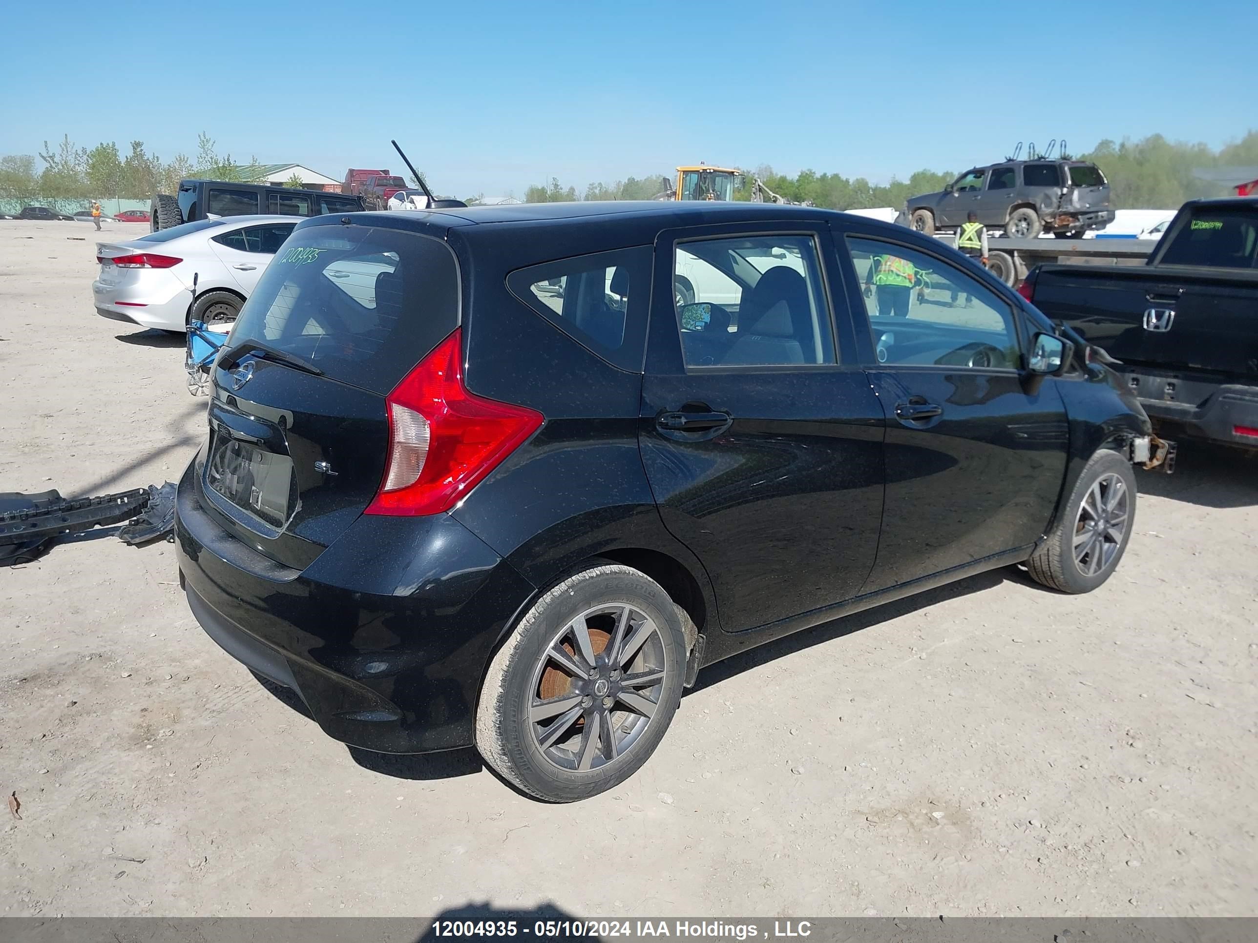 Photo 3 VIN: 3N1CE2CP4HL353796 - NISSAN VERSA 