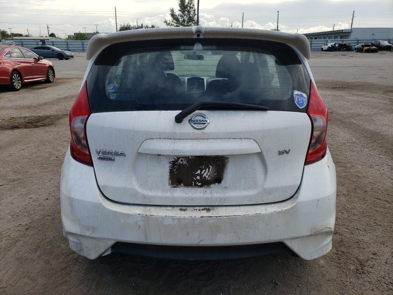 Photo 5 VIN: 3N1CE2CP4HL368234 - NISSAN VERSA 