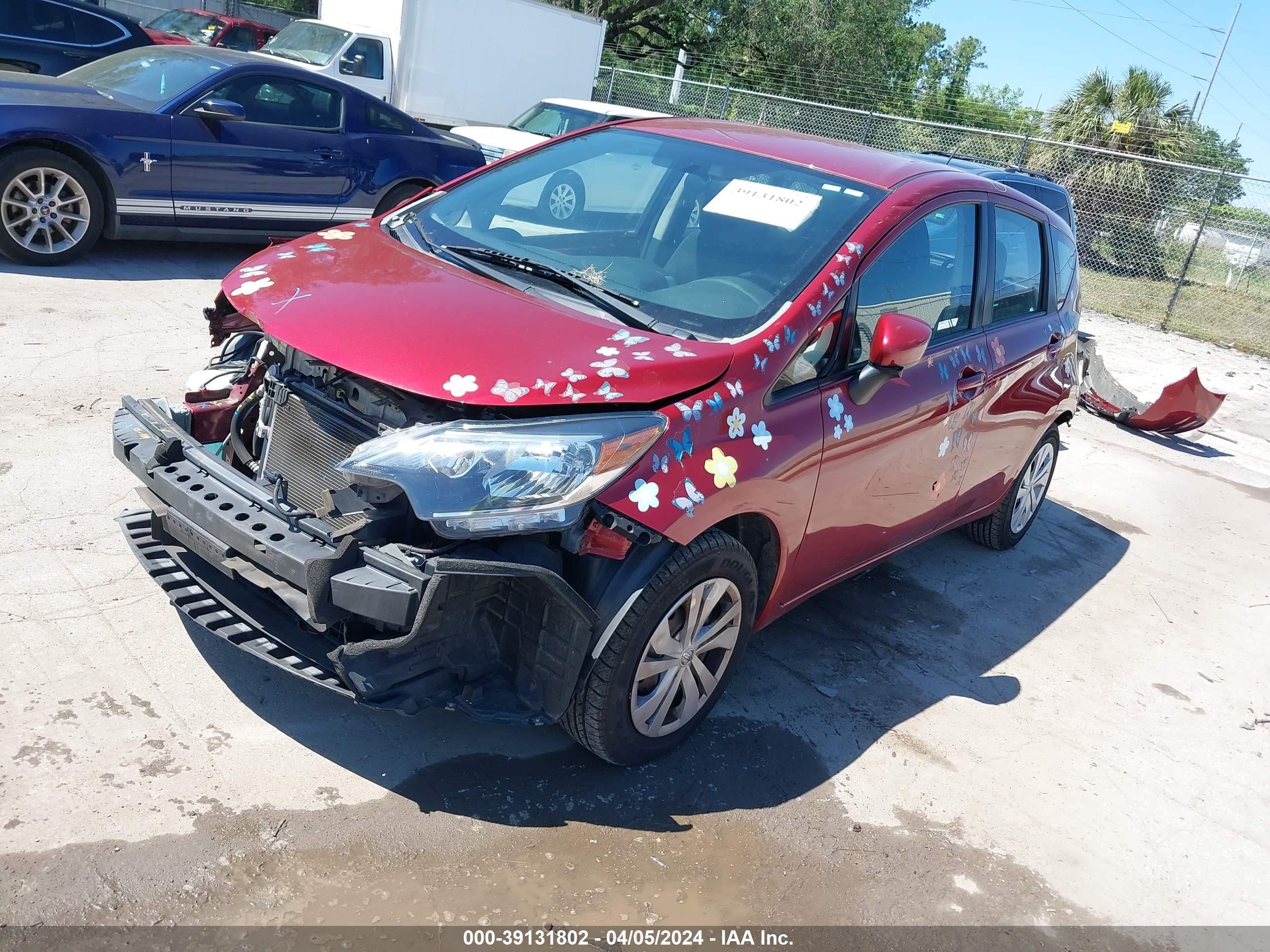 Photo 1 VIN: 3N1CE2CP4JL370278 - NISSAN VERSA 