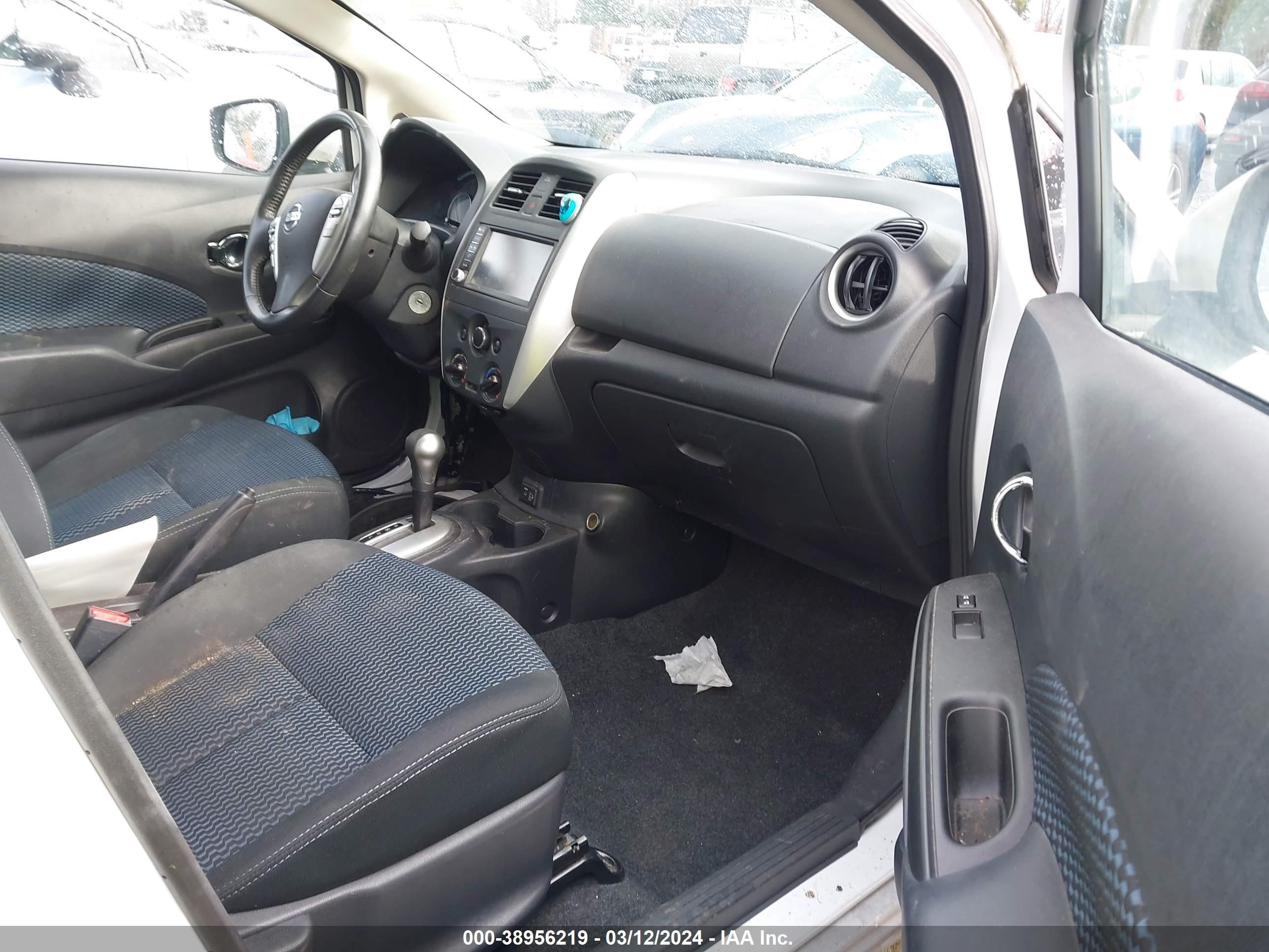 Photo 4 VIN: 3N1CE2CP4KL362344 - NISSAN VERSA 