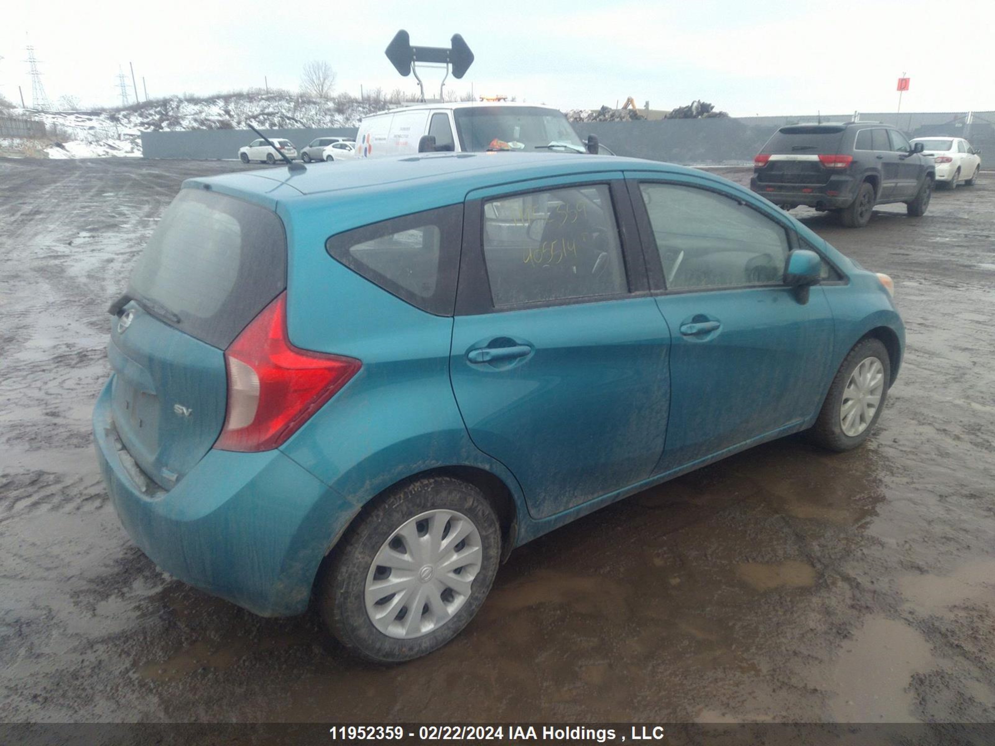 Photo 3 VIN: 3N1CE2CP5EL405514 - NISSAN VERSA 