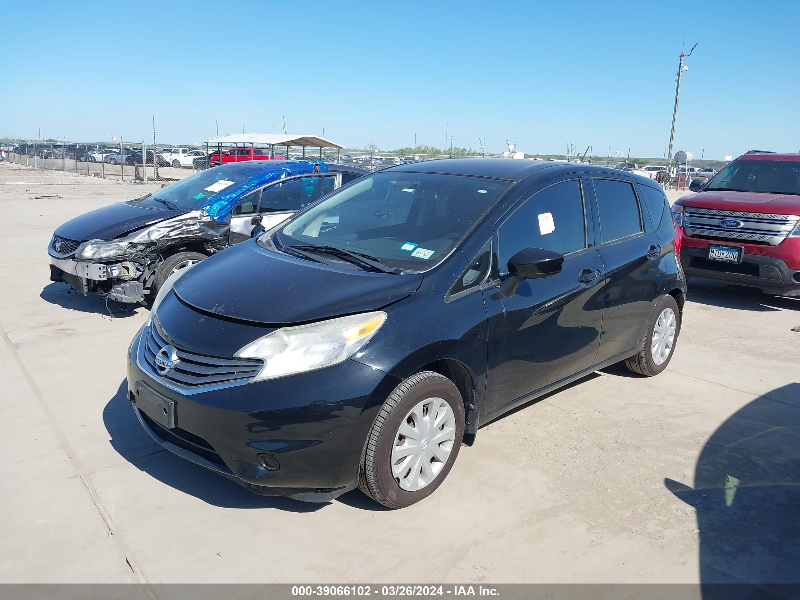 Photo 1 VIN: 3N1CE2CP5FL388411 - NISSAN VERSA 