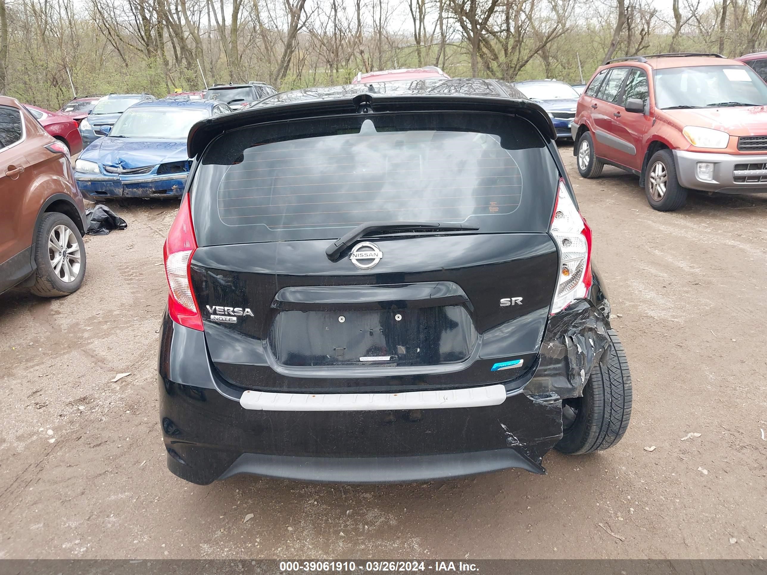 Photo 11 VIN: 3N1CE2CP5FL412772 - NISSAN VERSA 