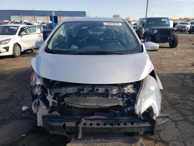 Photo 4 VIN: 3N1CE2CP5FL425991 - NISSAN VERSA 