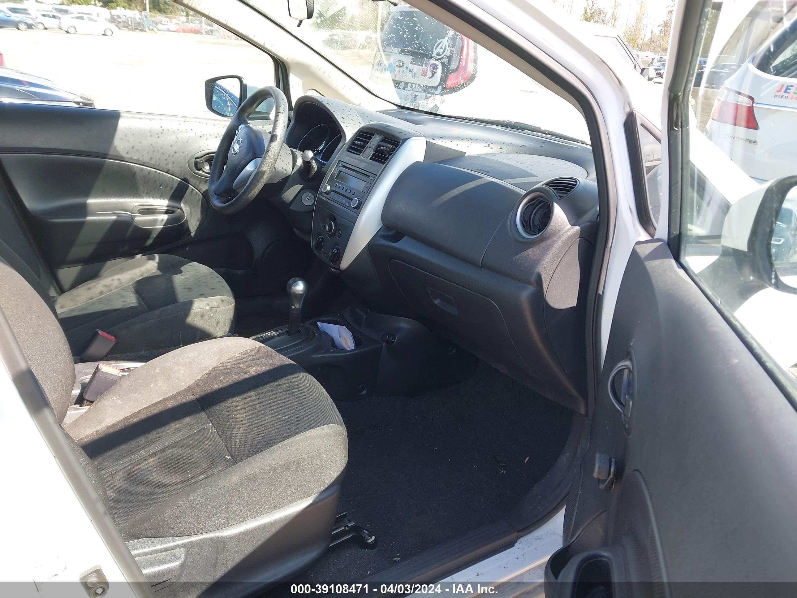 Photo 4 VIN: 3N1CE2CP5HL375824 - NISSAN VERSA 