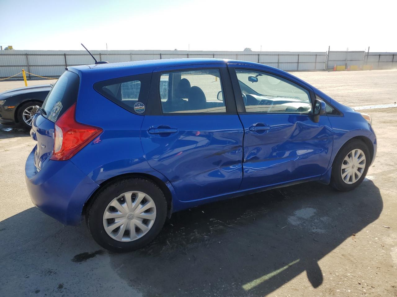 Photo 2 VIN: 3N1CE2CP6EL414464 - NISSAN VERSA 