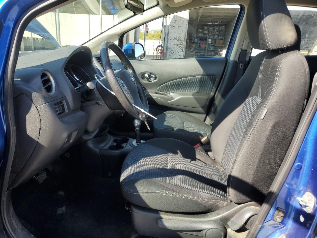 Photo 6 VIN: 3N1CE2CP6EL414464 - NISSAN VERSA 