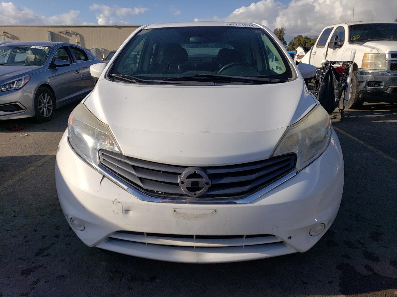 Photo 4 VIN: 3N1CE2CP6FL419472 - NISSAN VERSA 