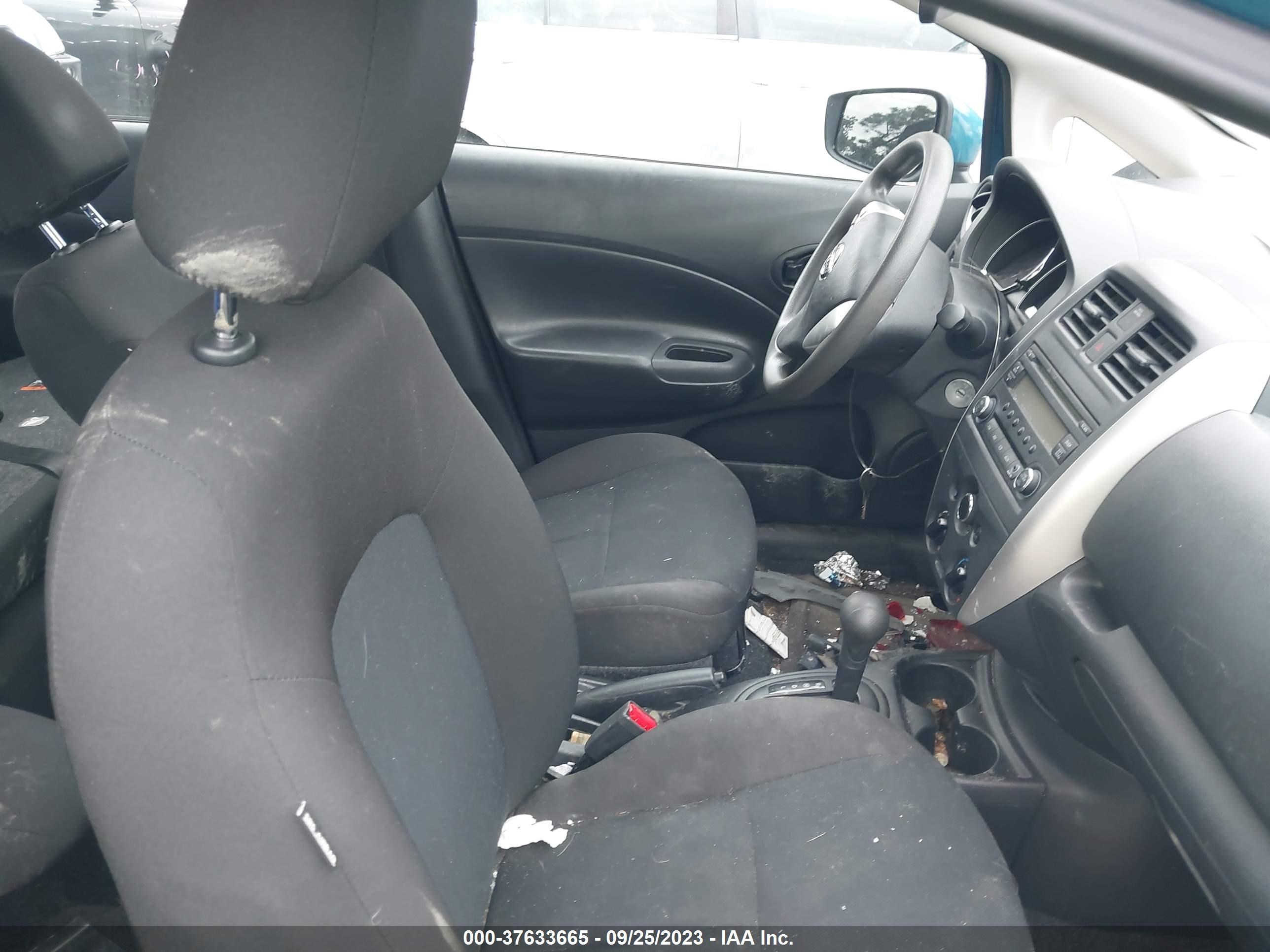 Photo 4 VIN: 3N1CE2CP6FL447059 - NISSAN VERSA 