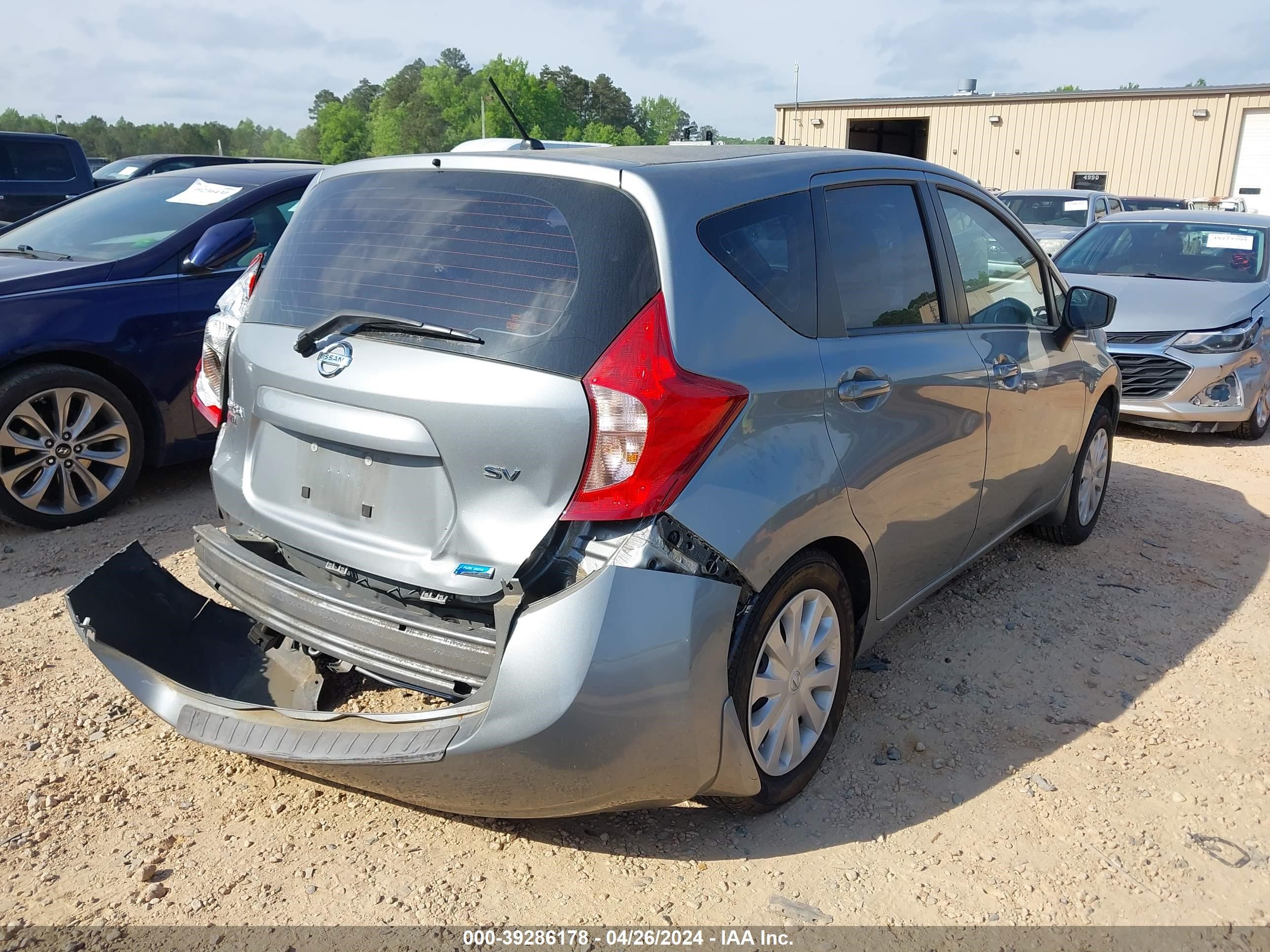 Photo 3 VIN: 3N1CE2CP6FL447255 - NISSAN VERSA 