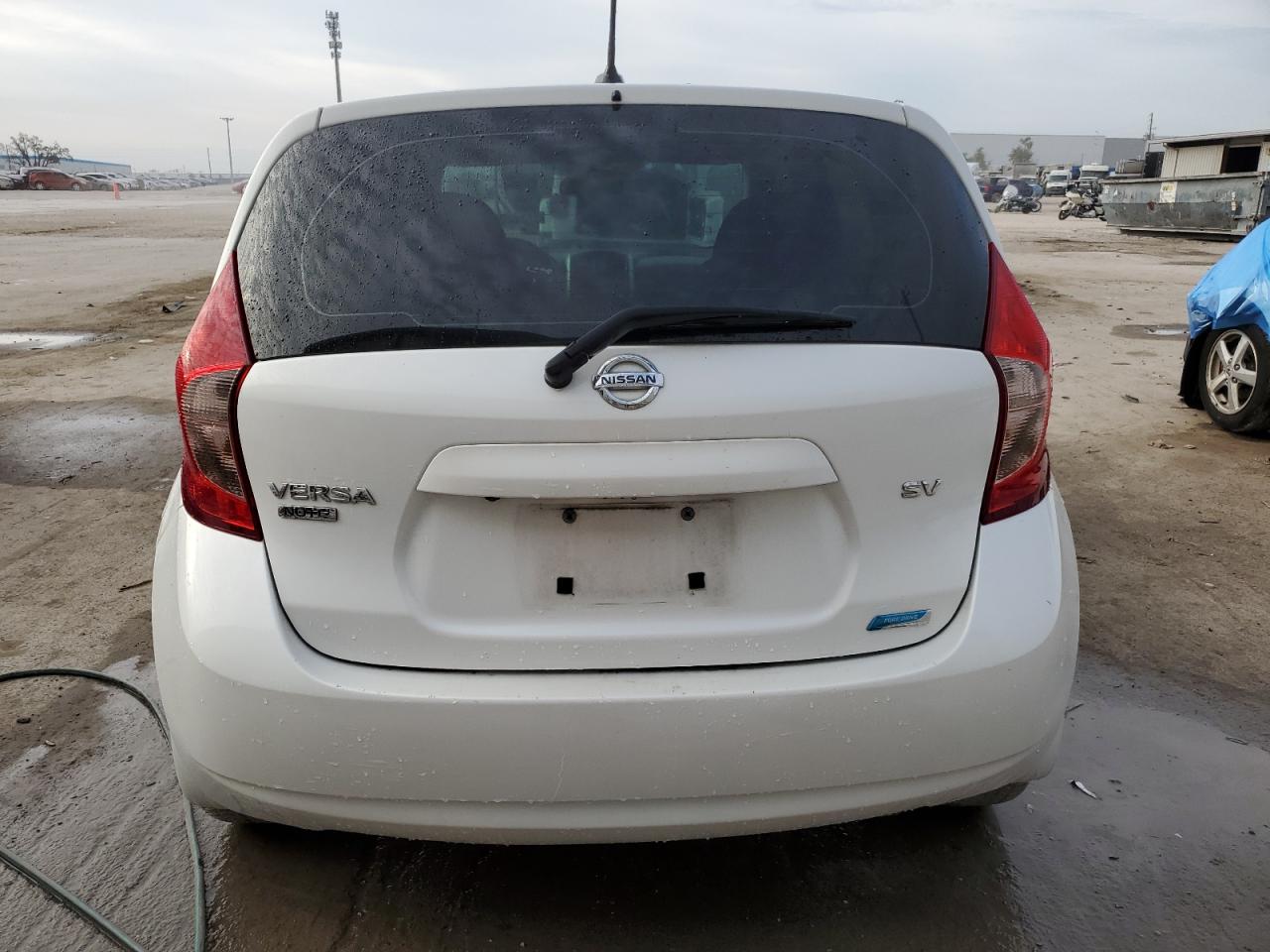 Photo 5 VIN: 3N1CE2CP6GL368055 - NISSAN VERSA 