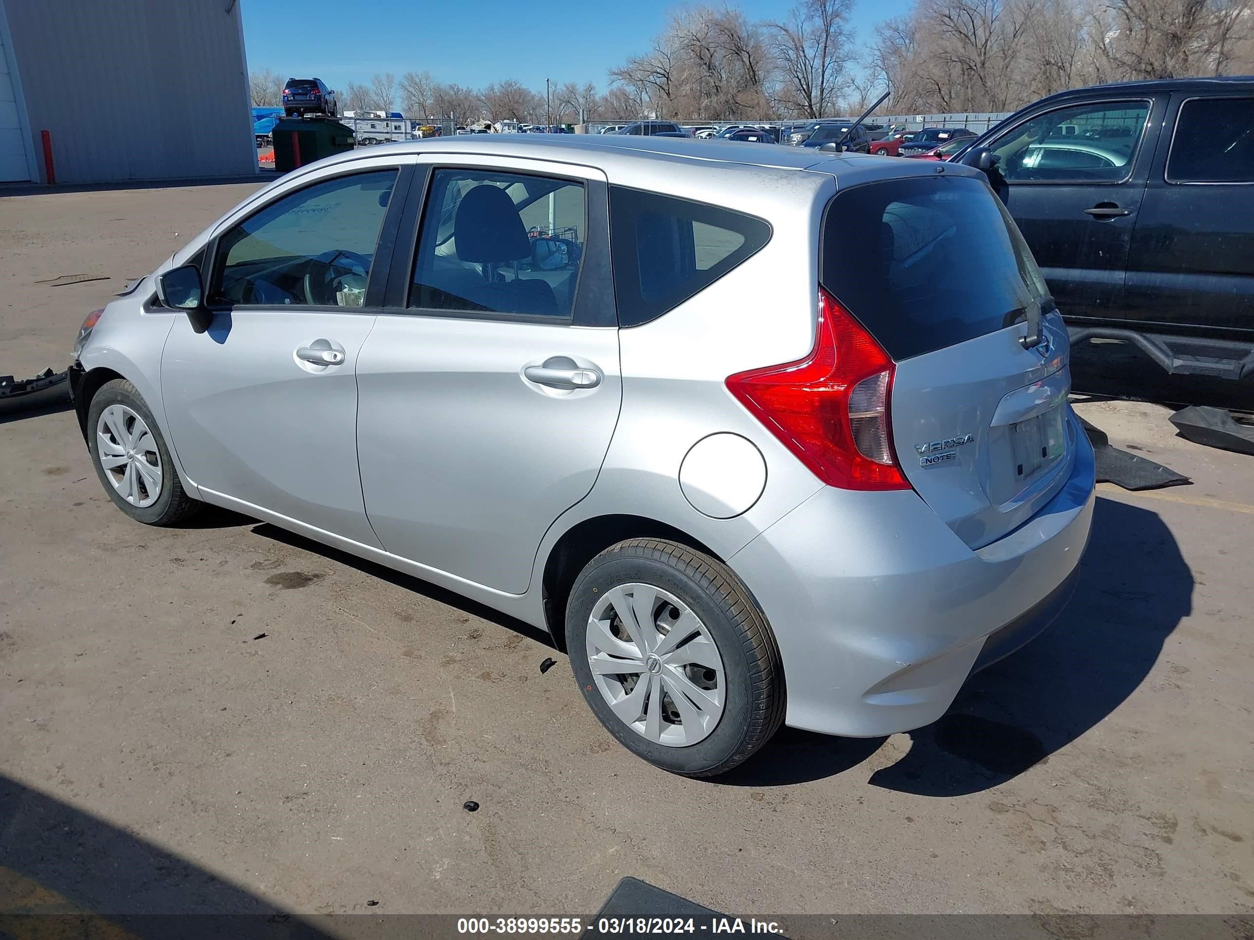 Photo 2 VIN: 3N1CE2CP6KL363320 - NISSAN VERSA 