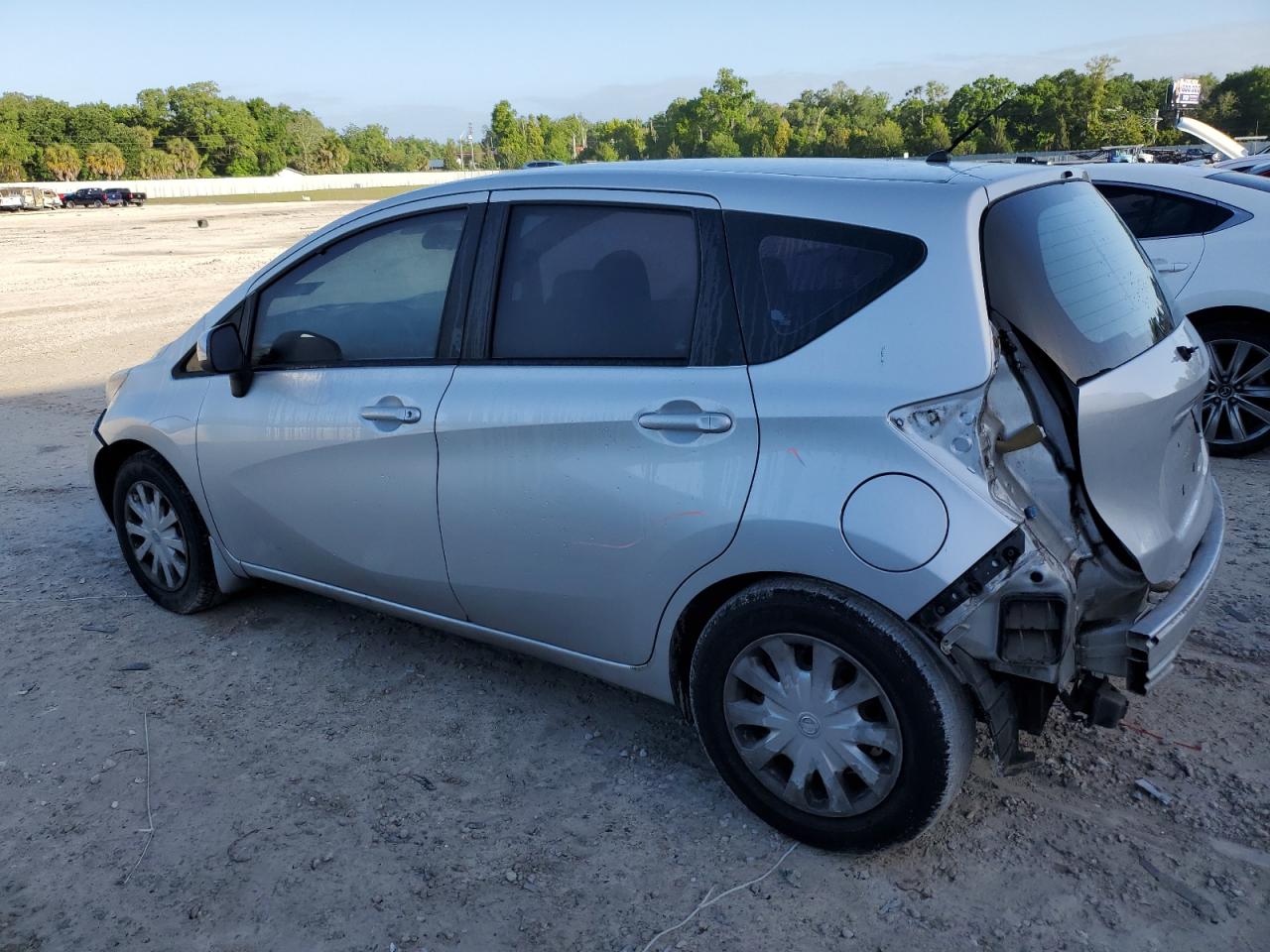 Photo 1 VIN: 3N1CE2CP7EL388358 - NISSAN VERSA 