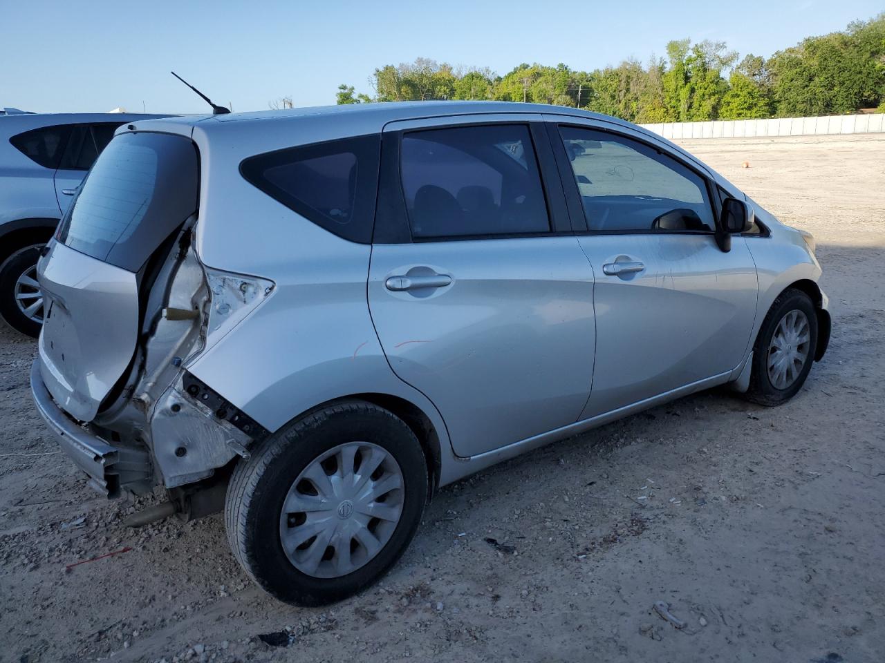 Photo 2 VIN: 3N1CE2CP7EL388358 - NISSAN VERSA 