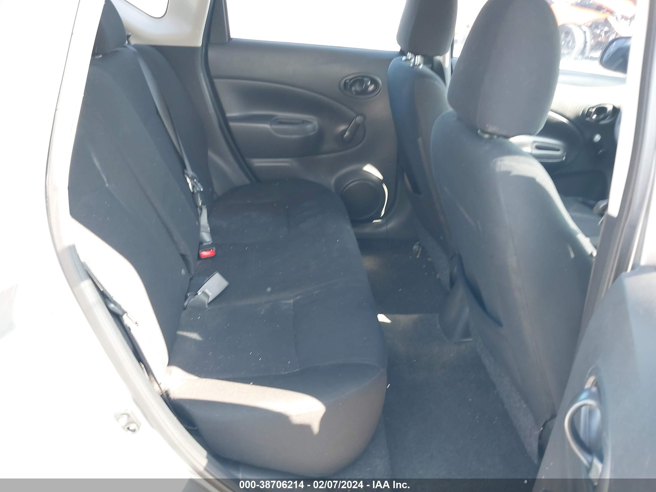 Photo 7 VIN: 3N1CE2CP7EL407734 - NISSAN VERSA 