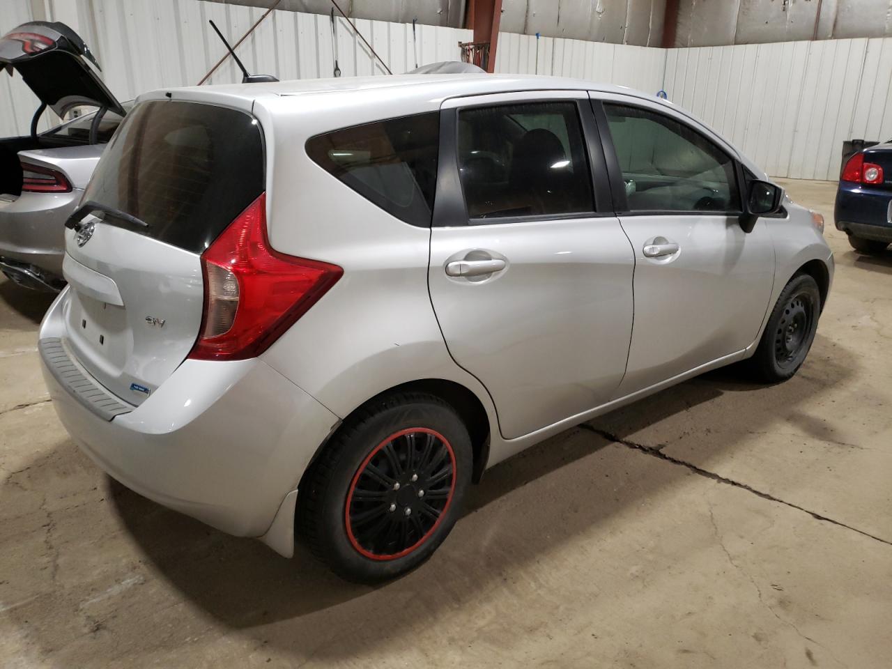 Photo 2 VIN: 3N1CE2CP7FL372971 - NISSAN VERSA 