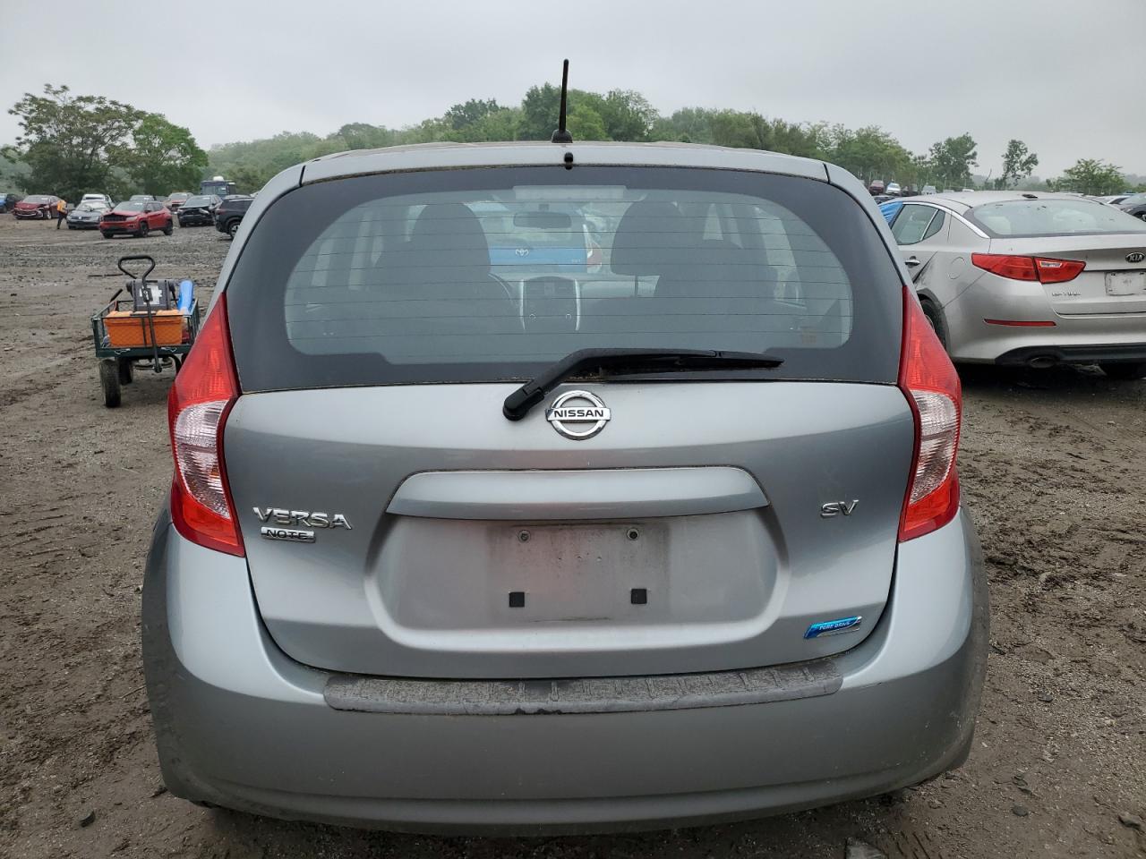 Photo 5 VIN: 3N1CE2CP7FL413017 - NISSAN VERSA 