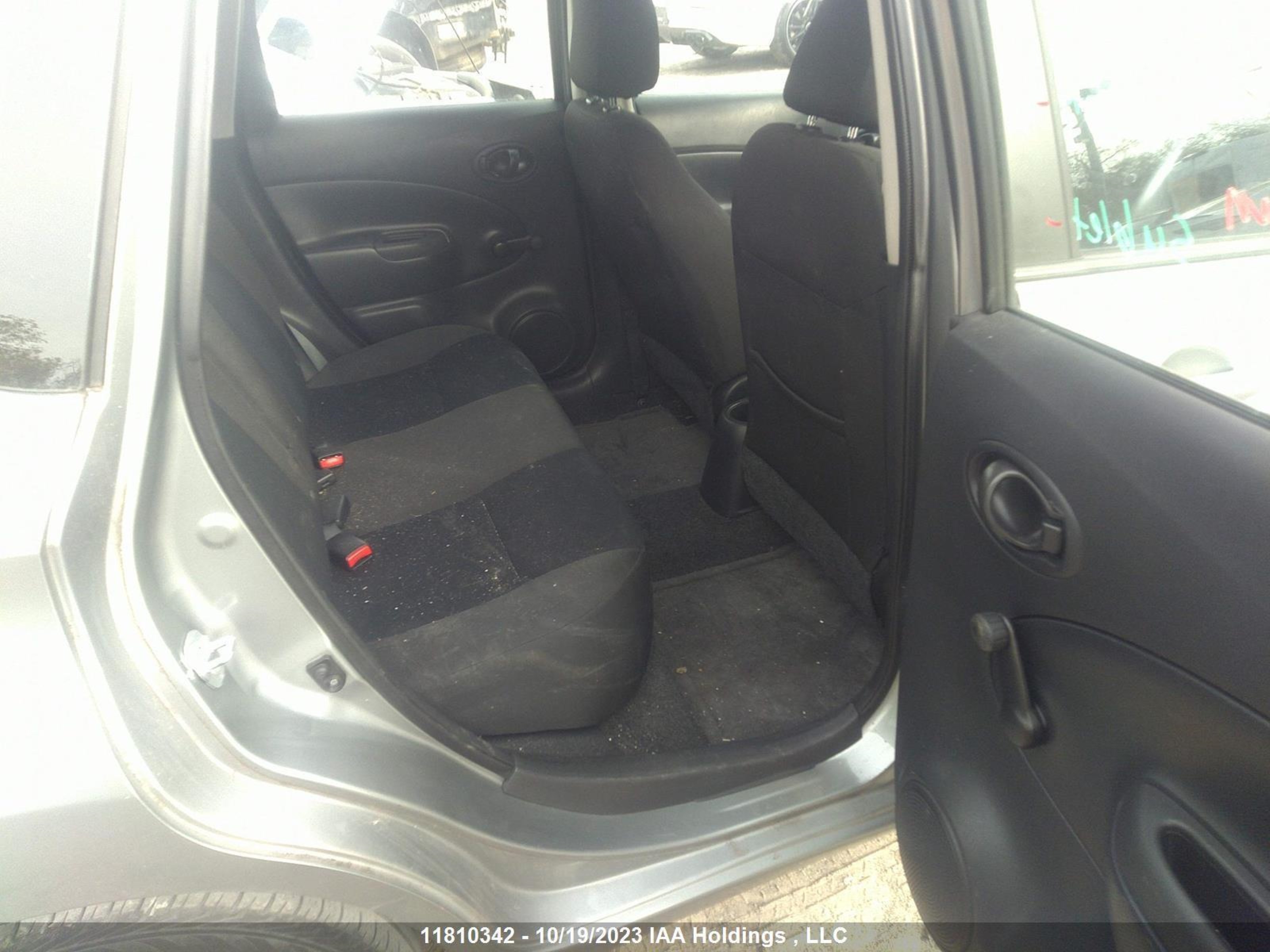 Photo 7 VIN: 3N1CE2CP7FL413633 - NISSAN VERSA 