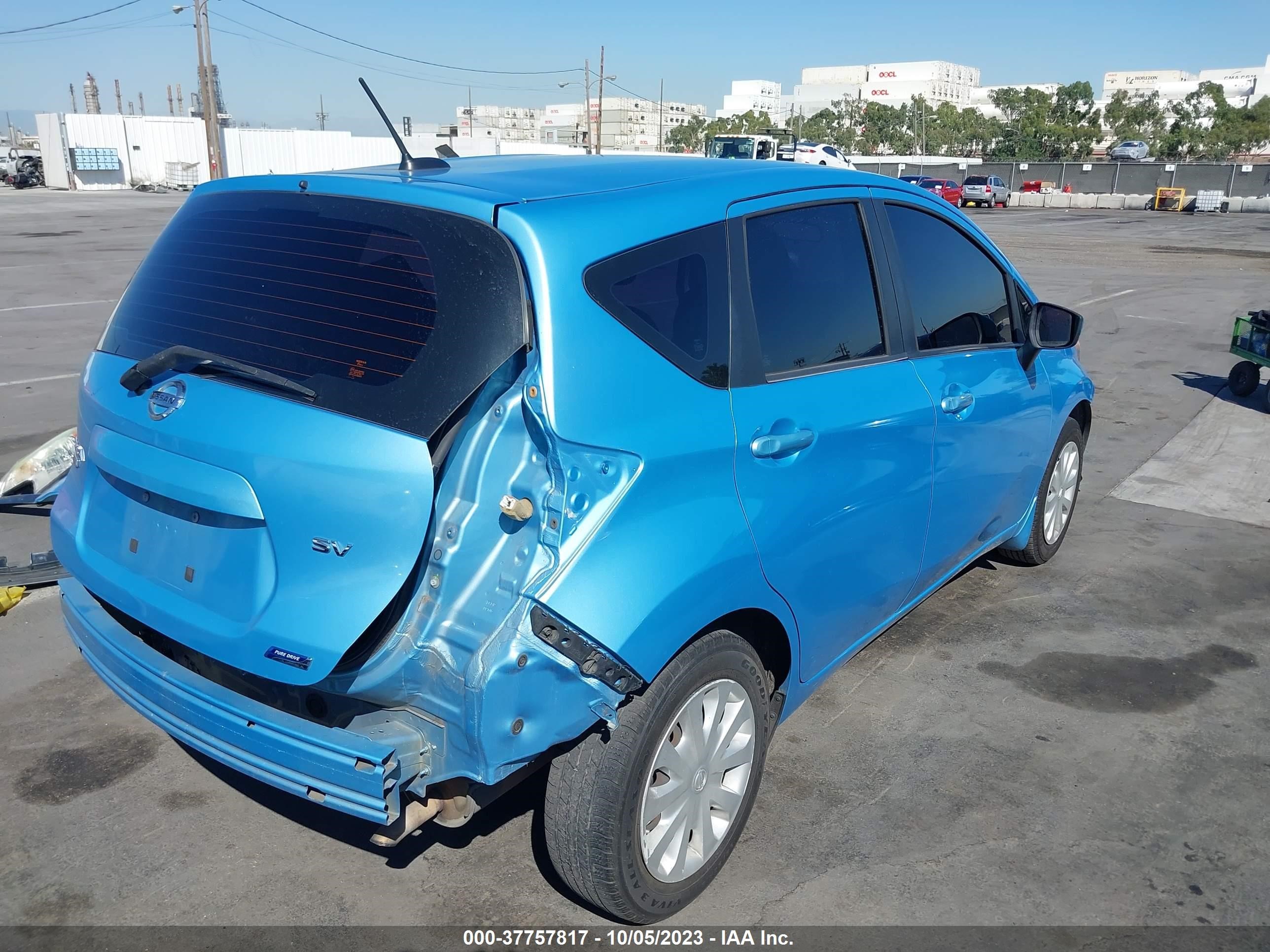 Photo 3 VIN: 3N1CE2CP7FL414958 - NISSAN VERSA 