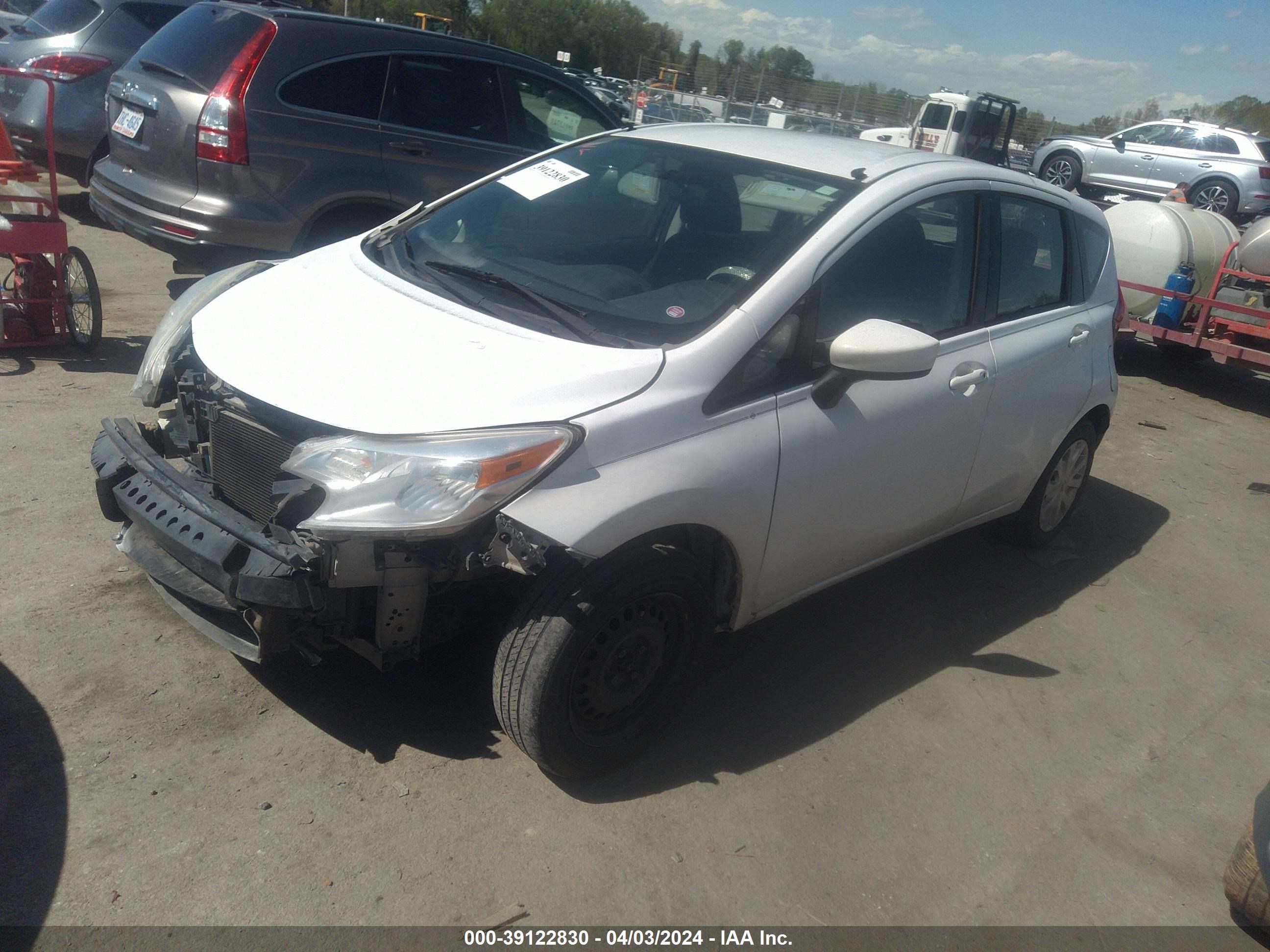 Photo 1 VIN: 3N1CE2CP7FL446146 - NISSAN VERSA 