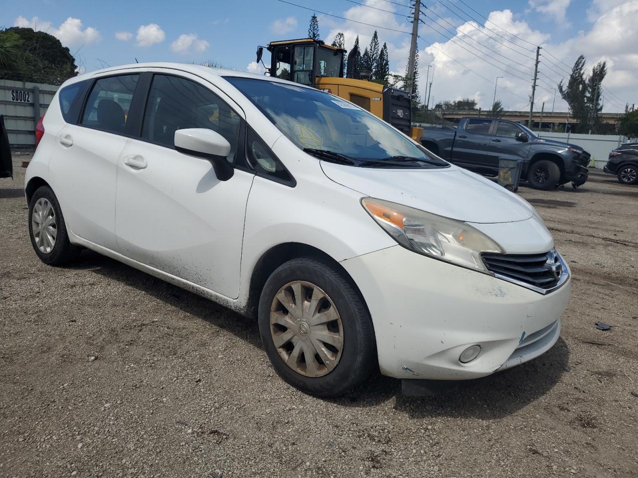 Photo 3 VIN: 3N1CE2CP7GL352222 - NISSAN VERSA 