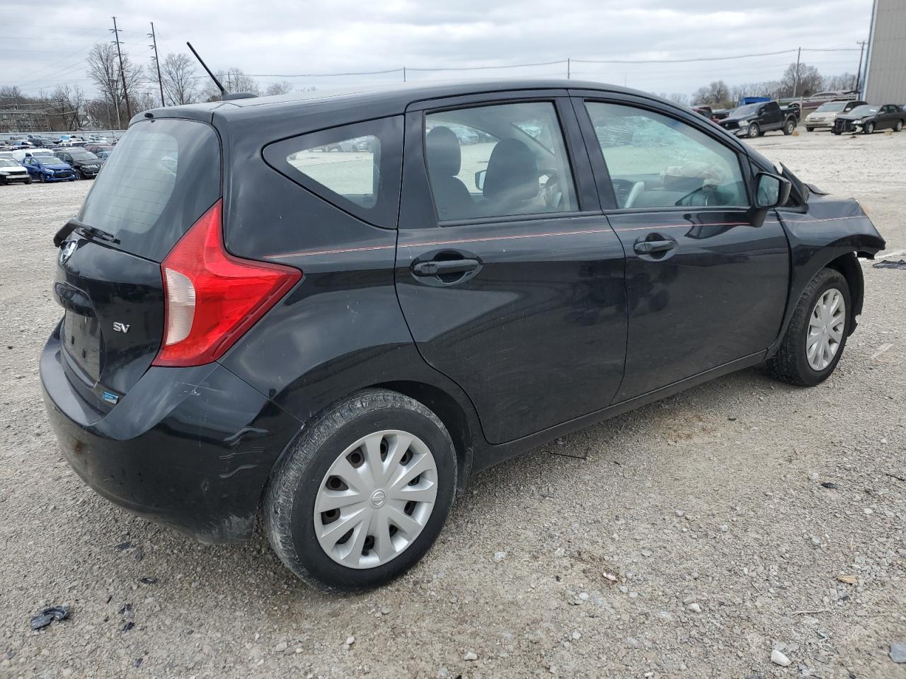 Photo 2 VIN: 3N1CE2CP7GL396043 - NISSAN VERSA 