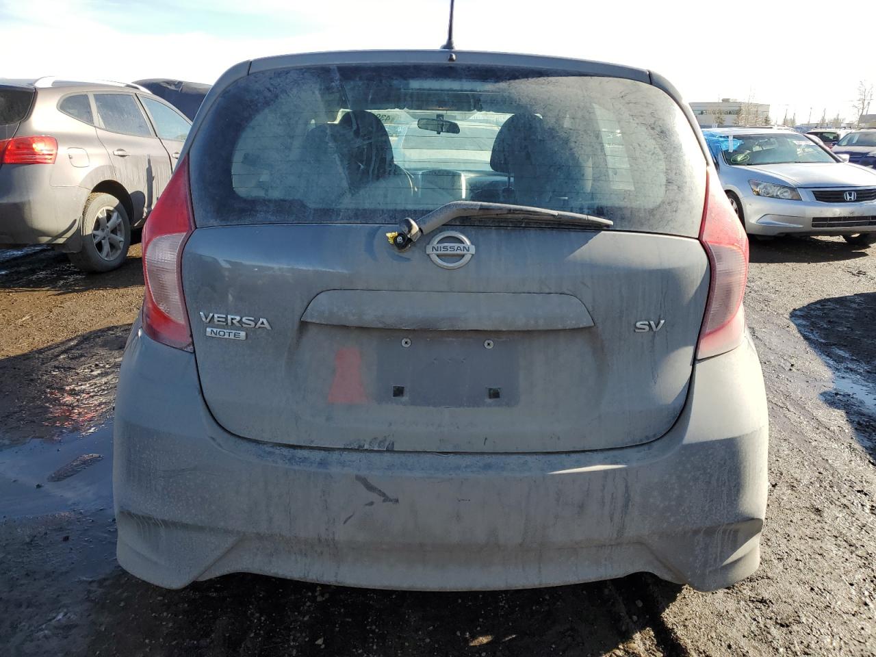 Photo 5 VIN: 3N1CE2CP7HL354764 - NISSAN VERSA 