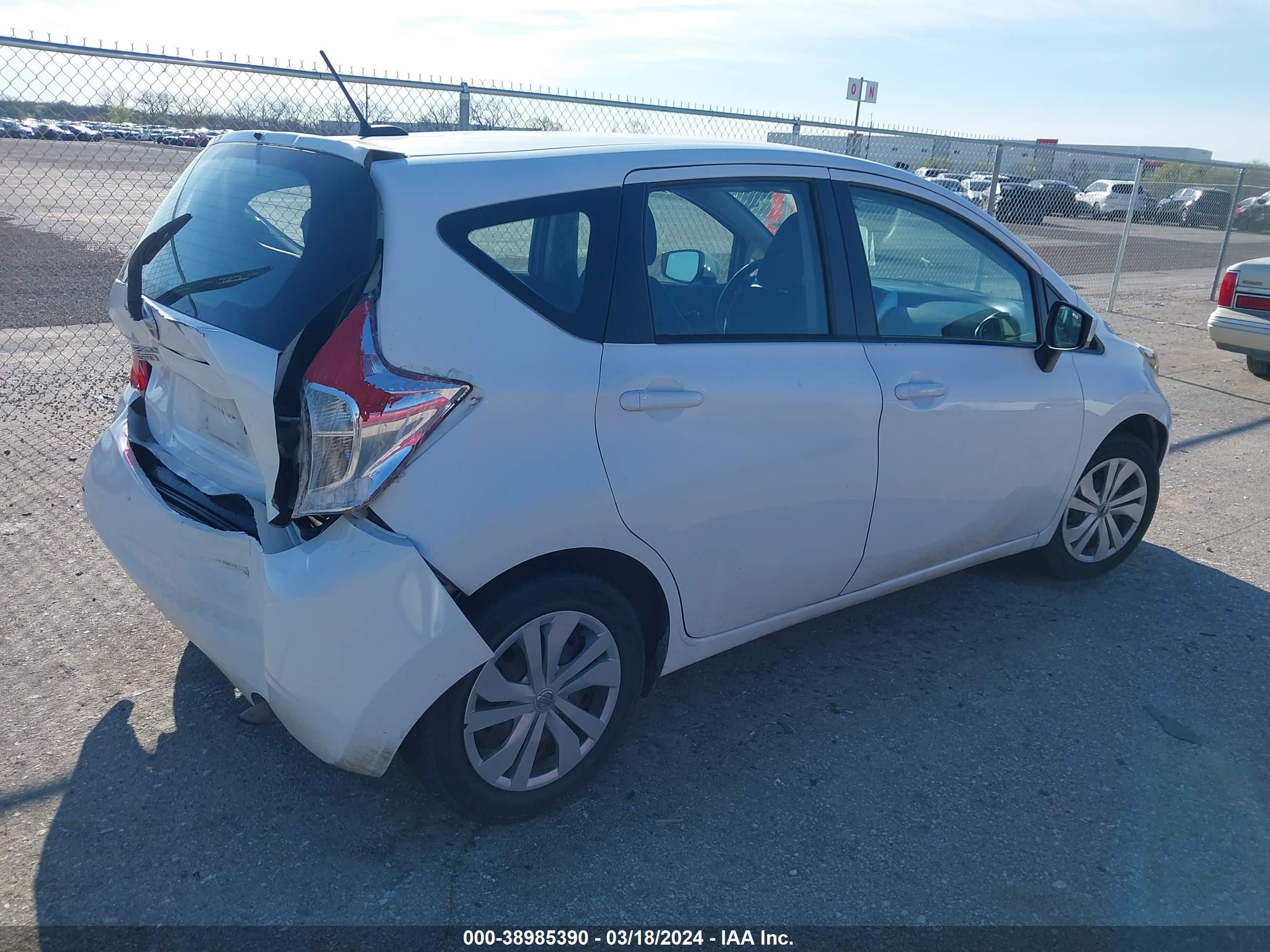 Photo 3 VIN: 3N1CE2CP7HL367224 - NISSAN VERSA 