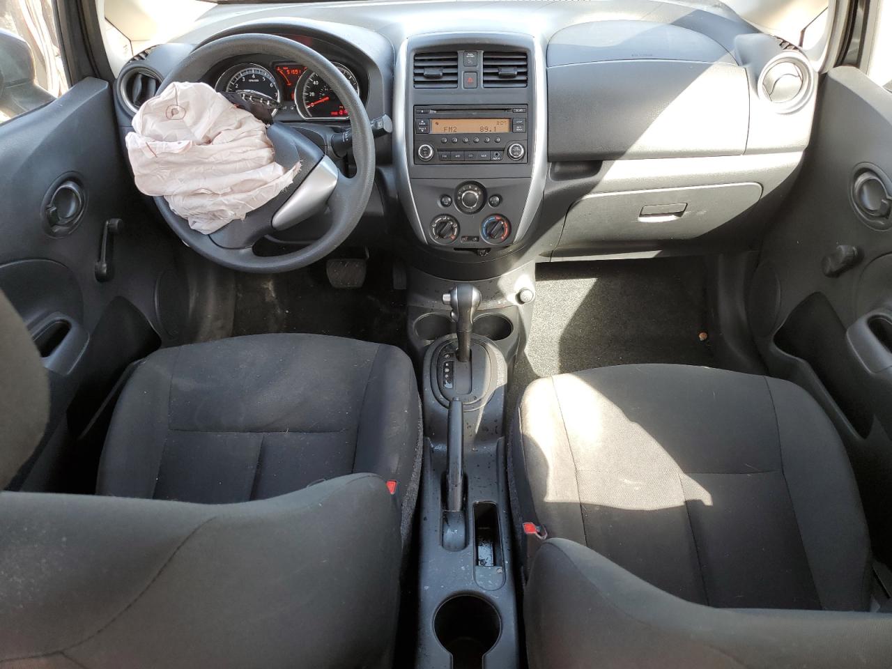 Photo 7 VIN: 3N1CE2CP7JL368041 - NISSAN VERSA 