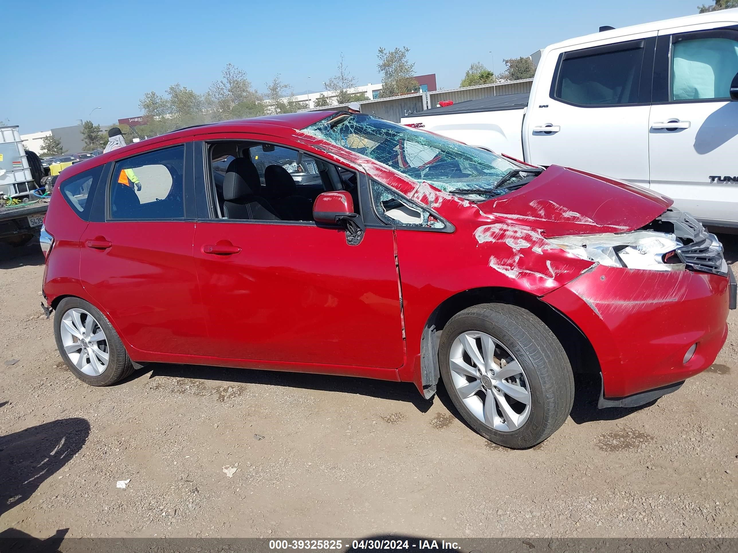 Photo 11 VIN: 3N1CE2CP8EL352985 - NISSAN VERSA 