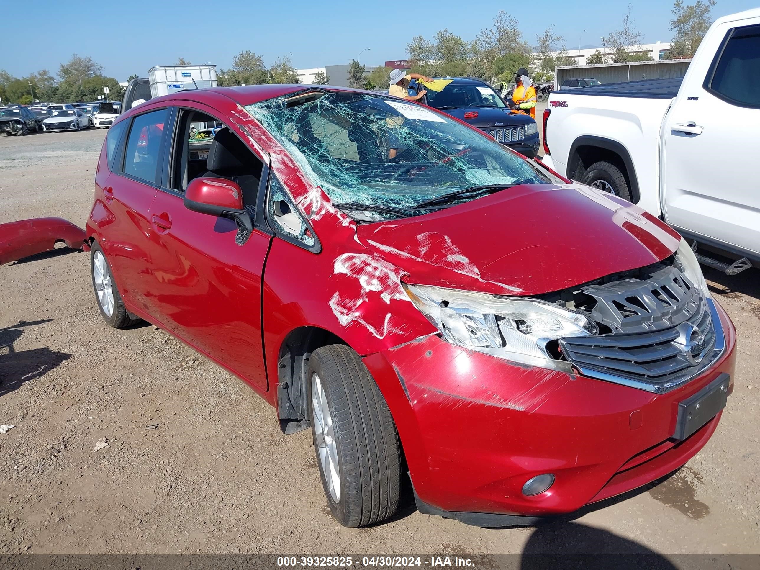 Photo 5 VIN: 3N1CE2CP8EL352985 - NISSAN VERSA 